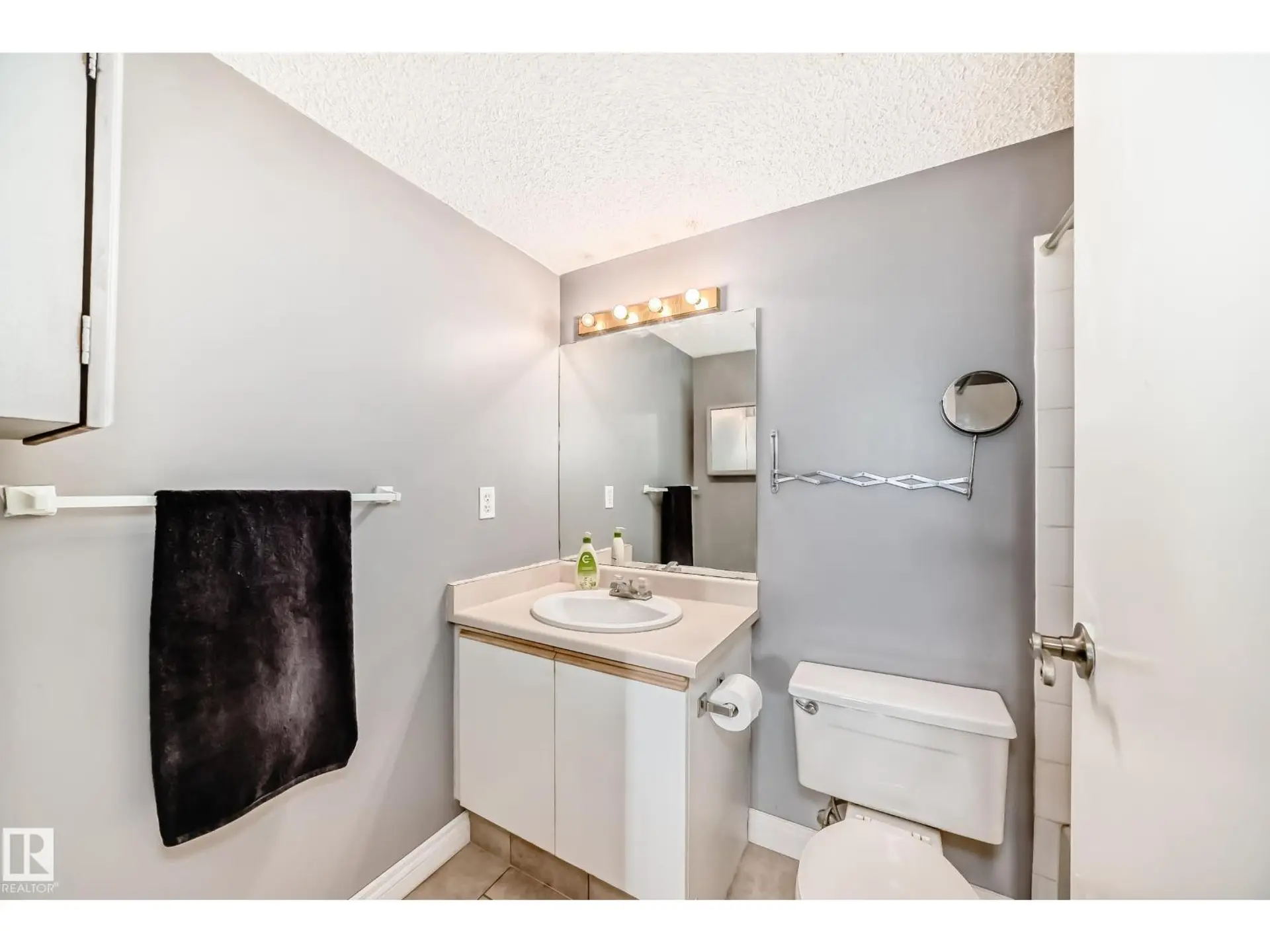 #239 10636 120 ST NW - Image 12