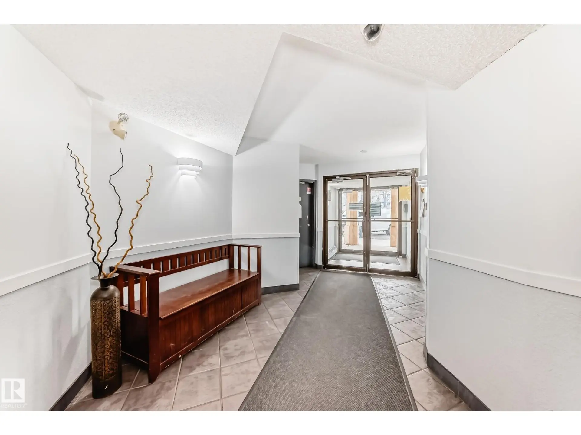 #239 10636 120 ST NW - Image 2
