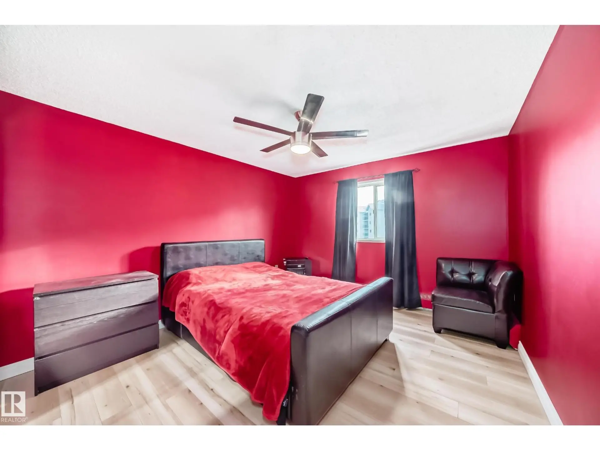 #239 10636 120 ST NW - Image 11