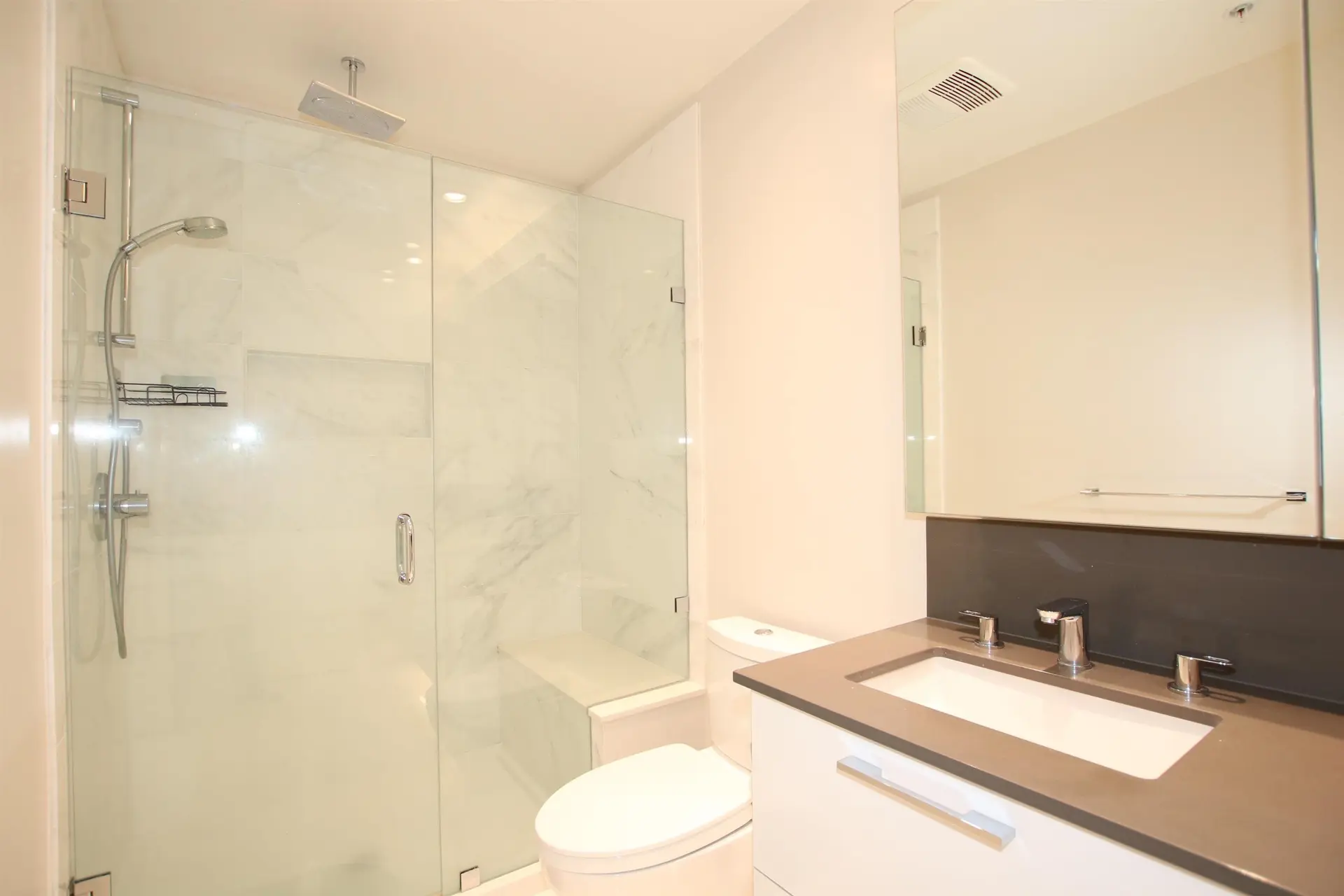 #1107 3487 Binning Road - Image 7