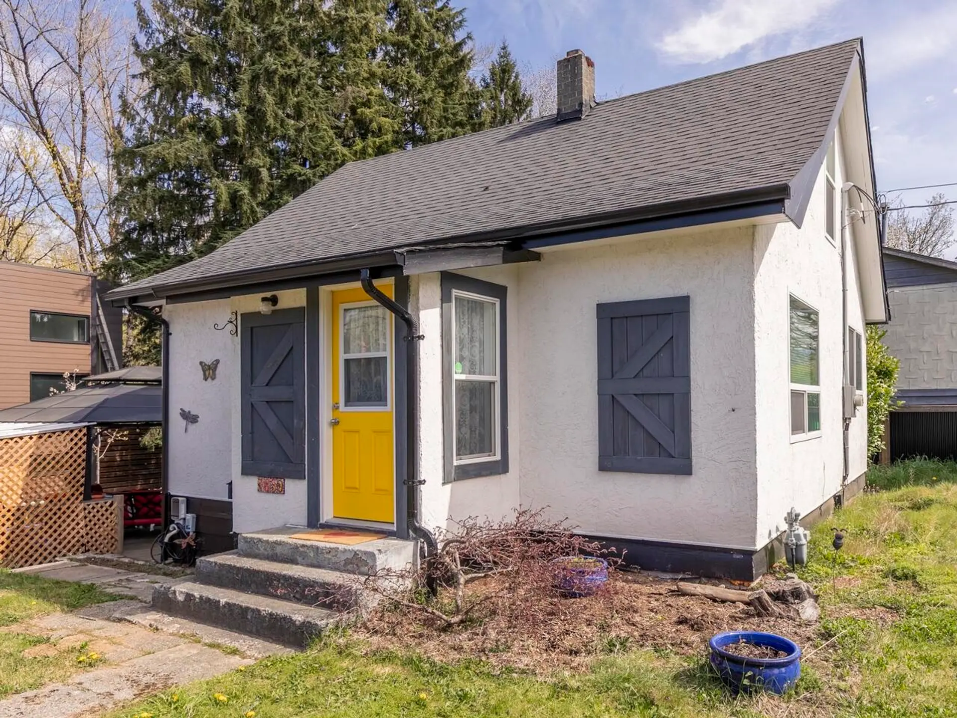 Property at 7650 Taulbut Street, Mission, BC