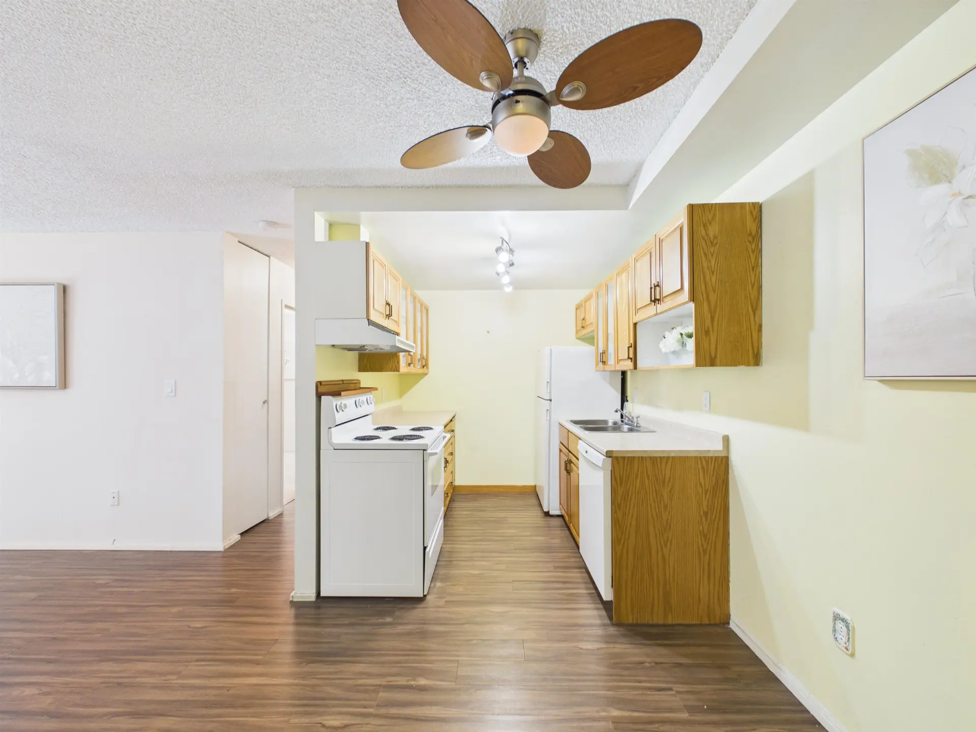 #116 7240 Lindsay Road - Image 7