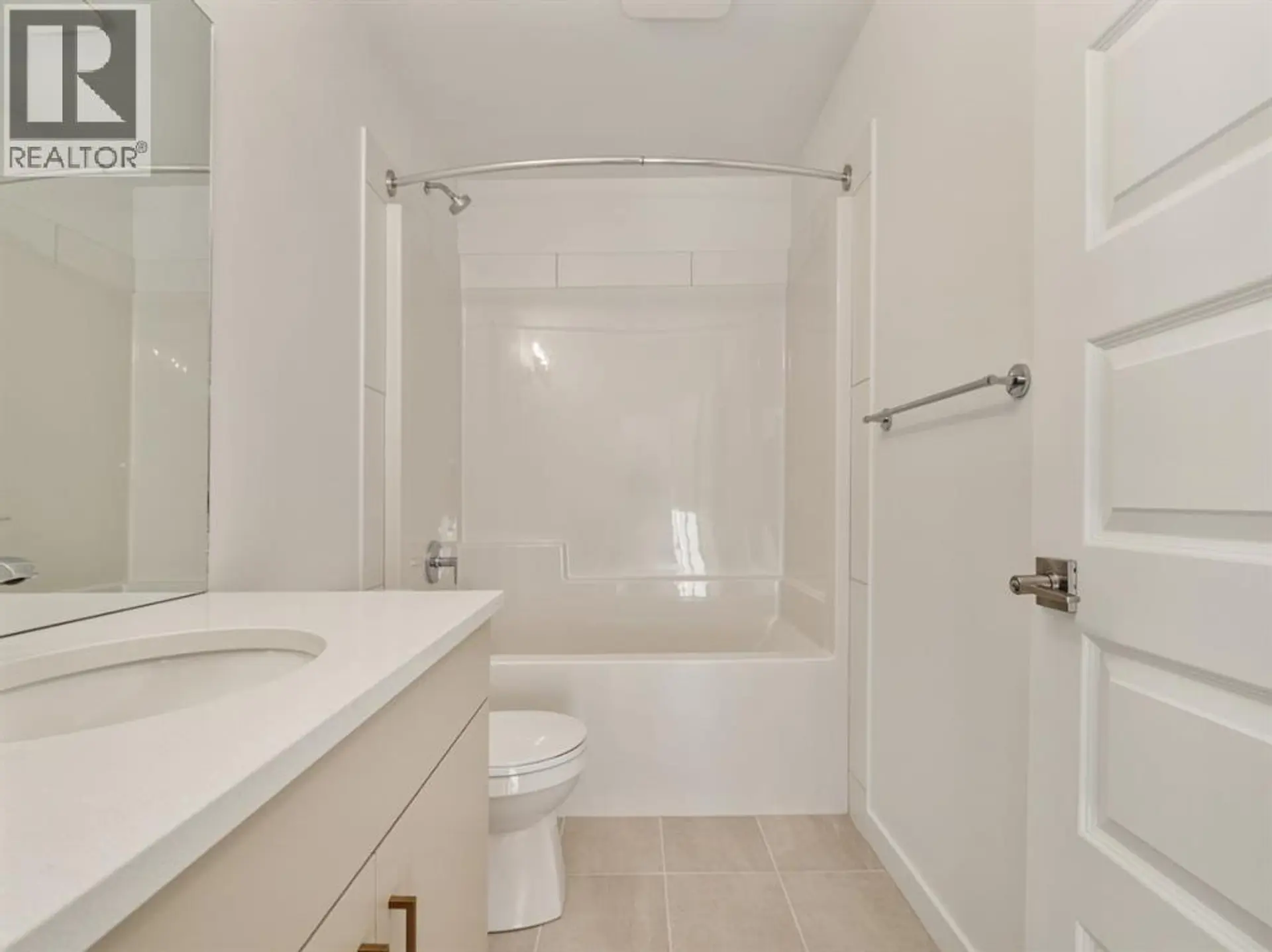 66 Miners Road W - Image 16