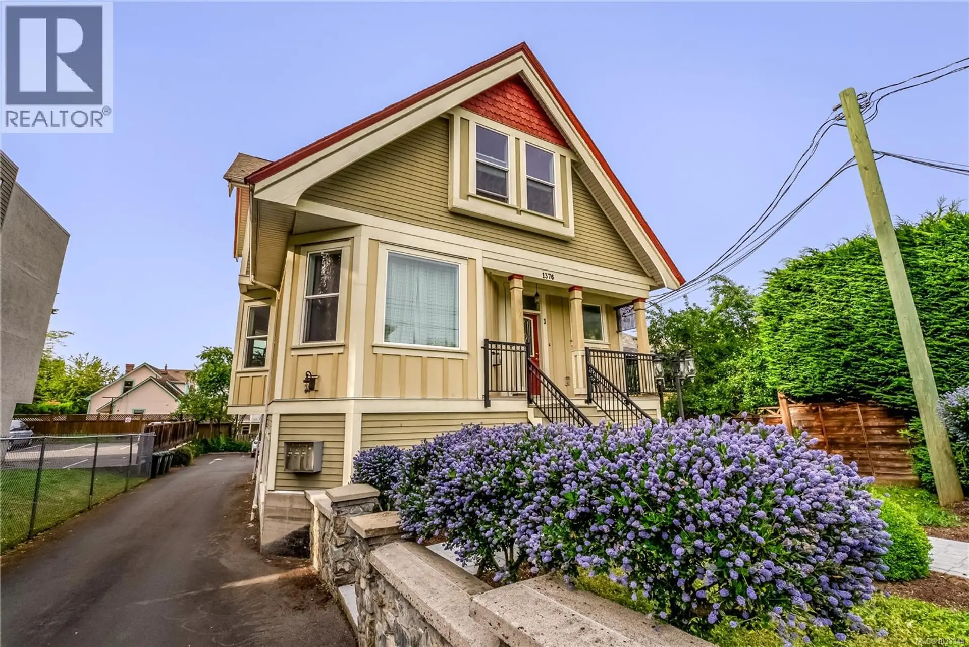 Property at #3 1376 Pandora Ave, Victoria, BC