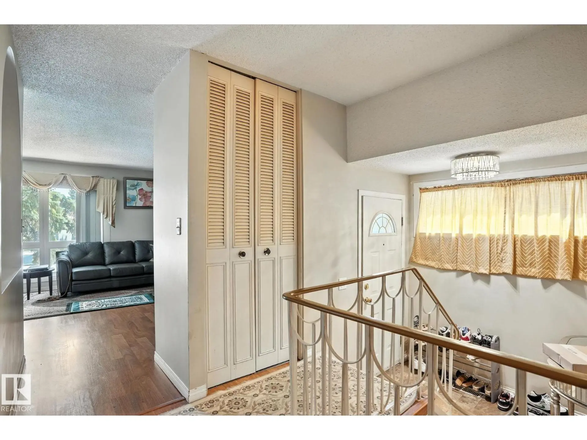 9963 171 Ave NW - Image 5