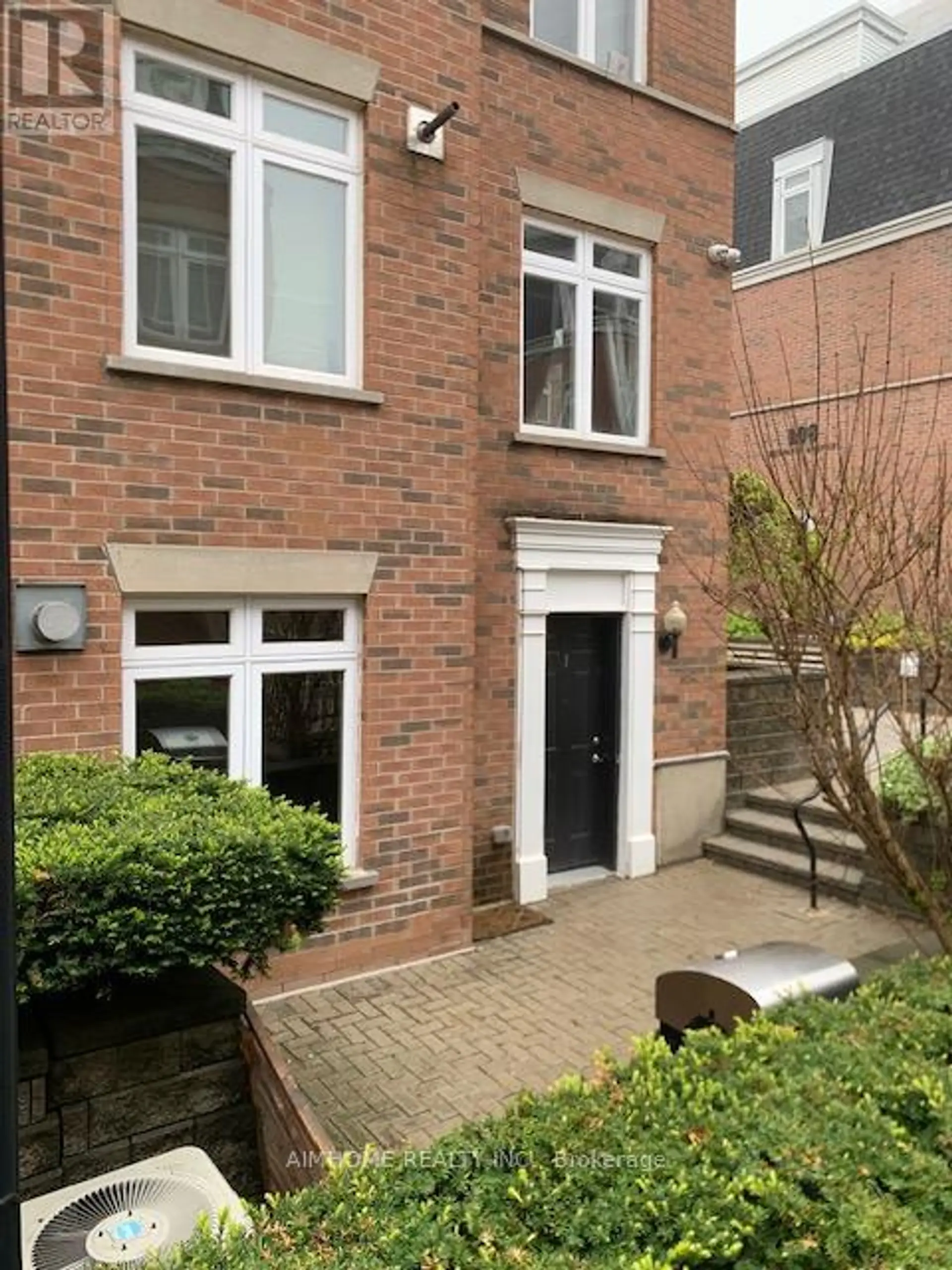 #1 100 REDPATH AVENUE - Image 1