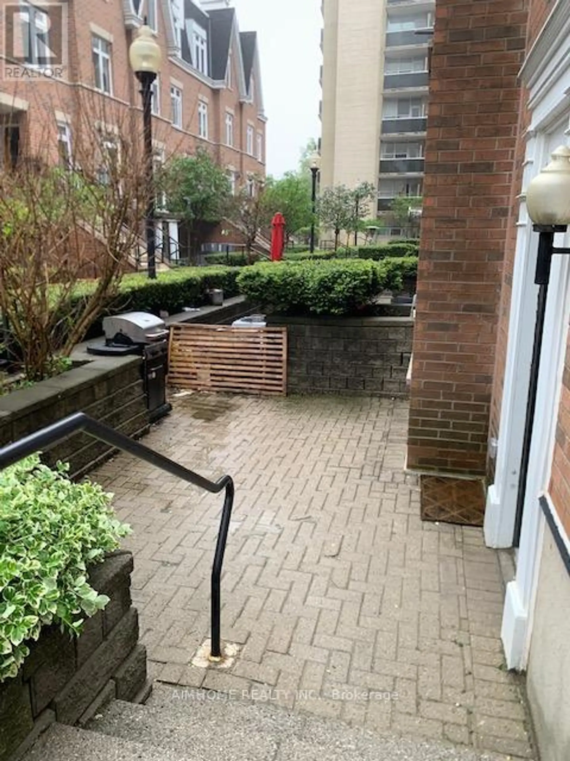 #1 100 REDPATH AVENUE - Image 5