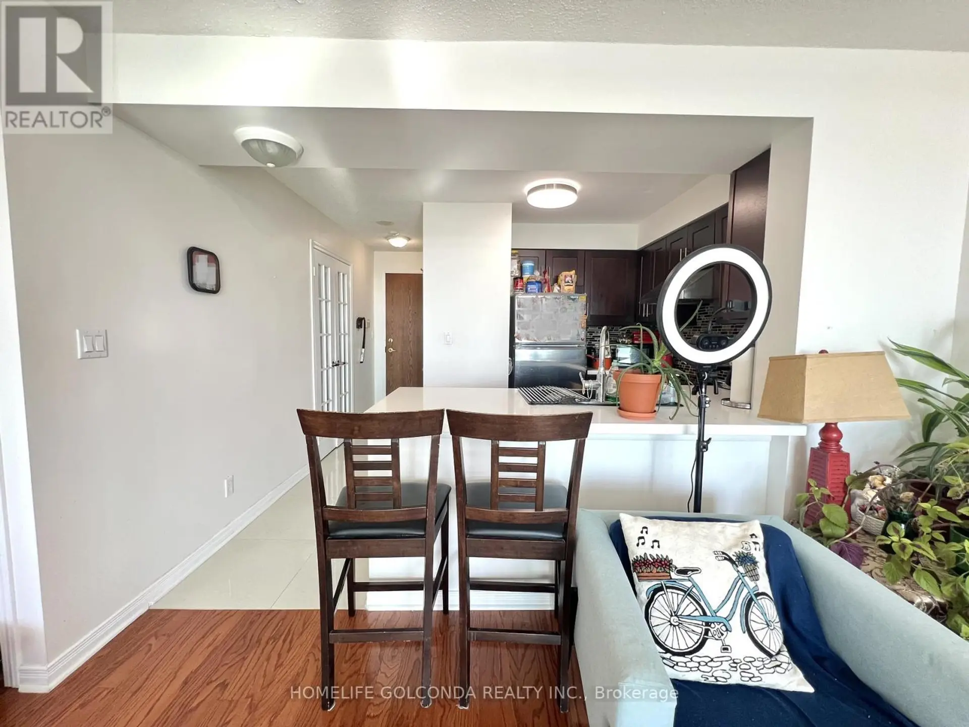#1602 4879 KIMBERMOUNT AVENUE - Image 3