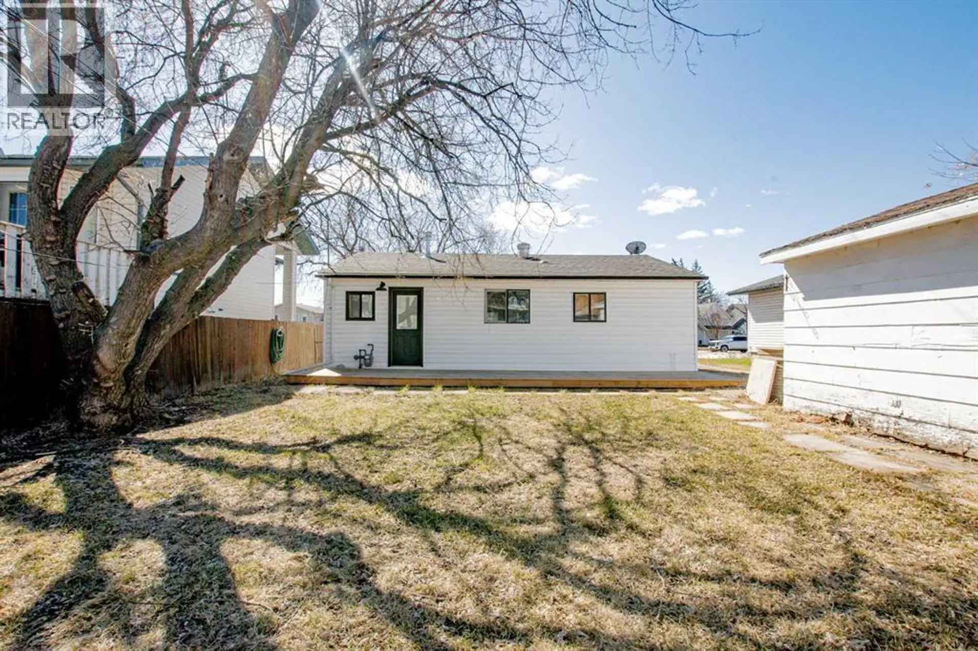 10518 102 Avenue - Image 20