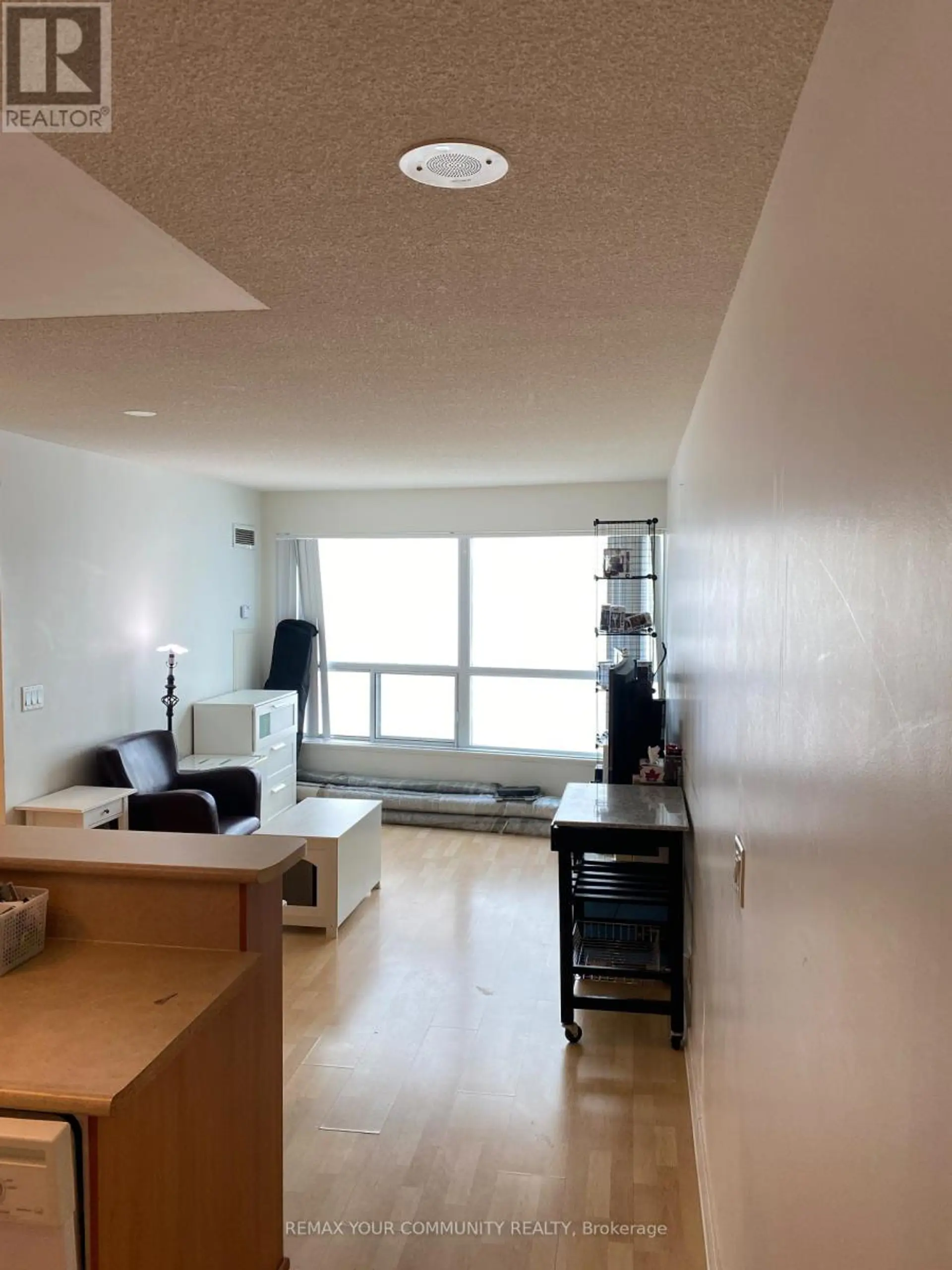 #3002 38 LEE CENTRE DRIVE - Image 6