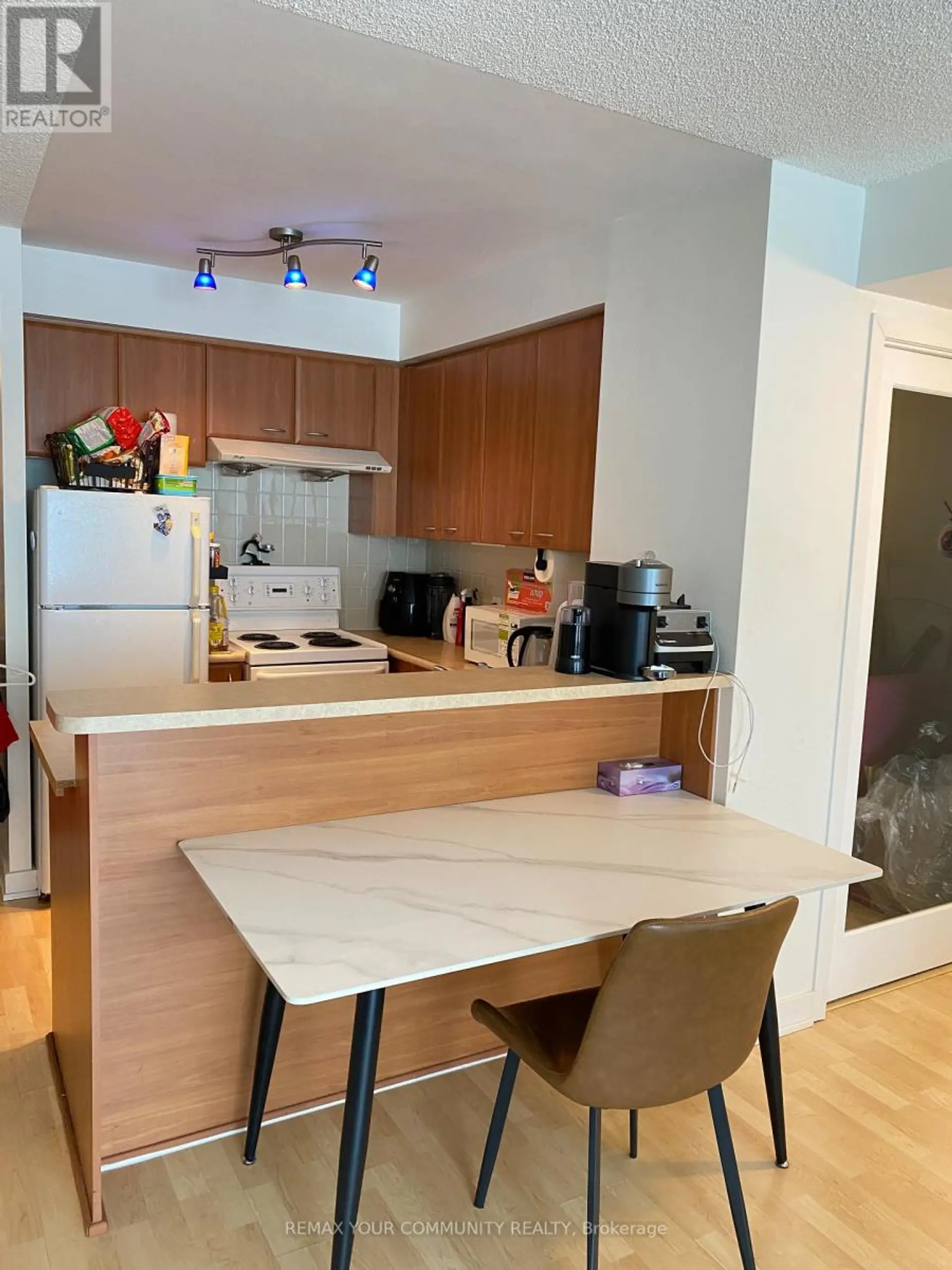 #3002 38 LEE CENTRE DRIVE - Image 9
