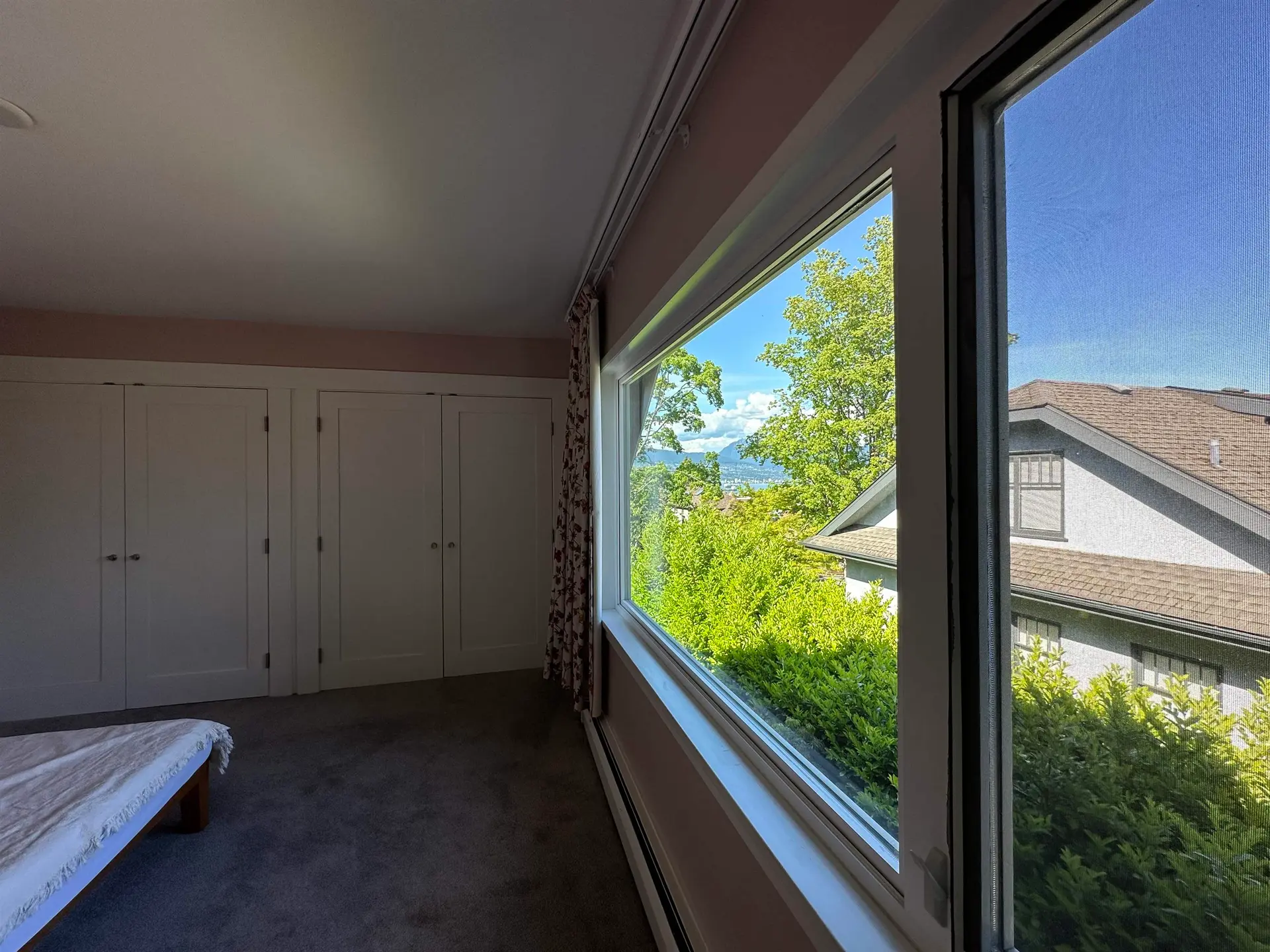 4678 W 3rd Avenue - Image 15