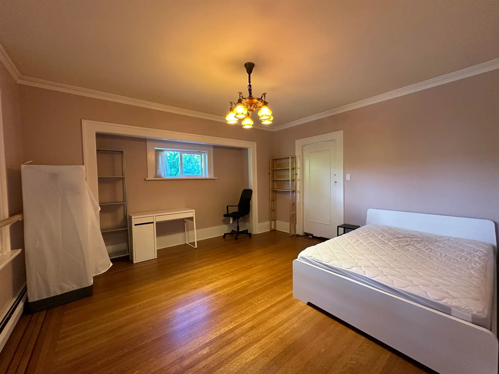 4678 W 3rd Avenue - Image 14