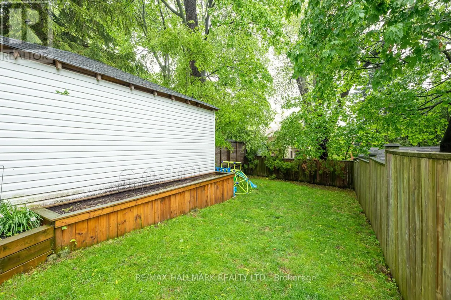 346 ROSELAWN AVENUE - Image 19