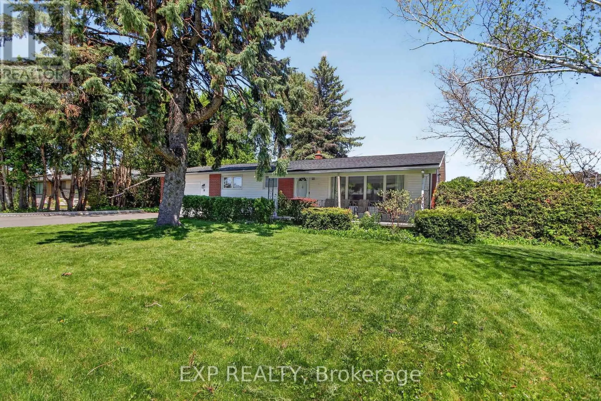 31 BARLYN AVENUE - Image 1