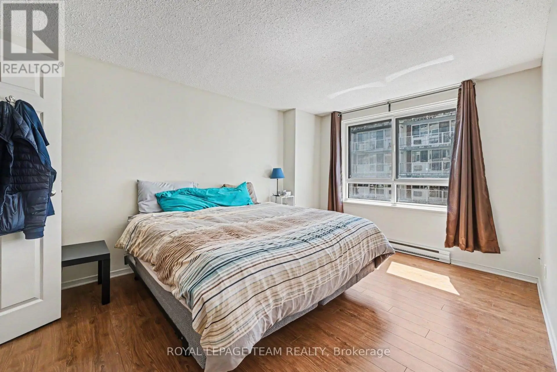 #404 199 KENT STREET - Image 11