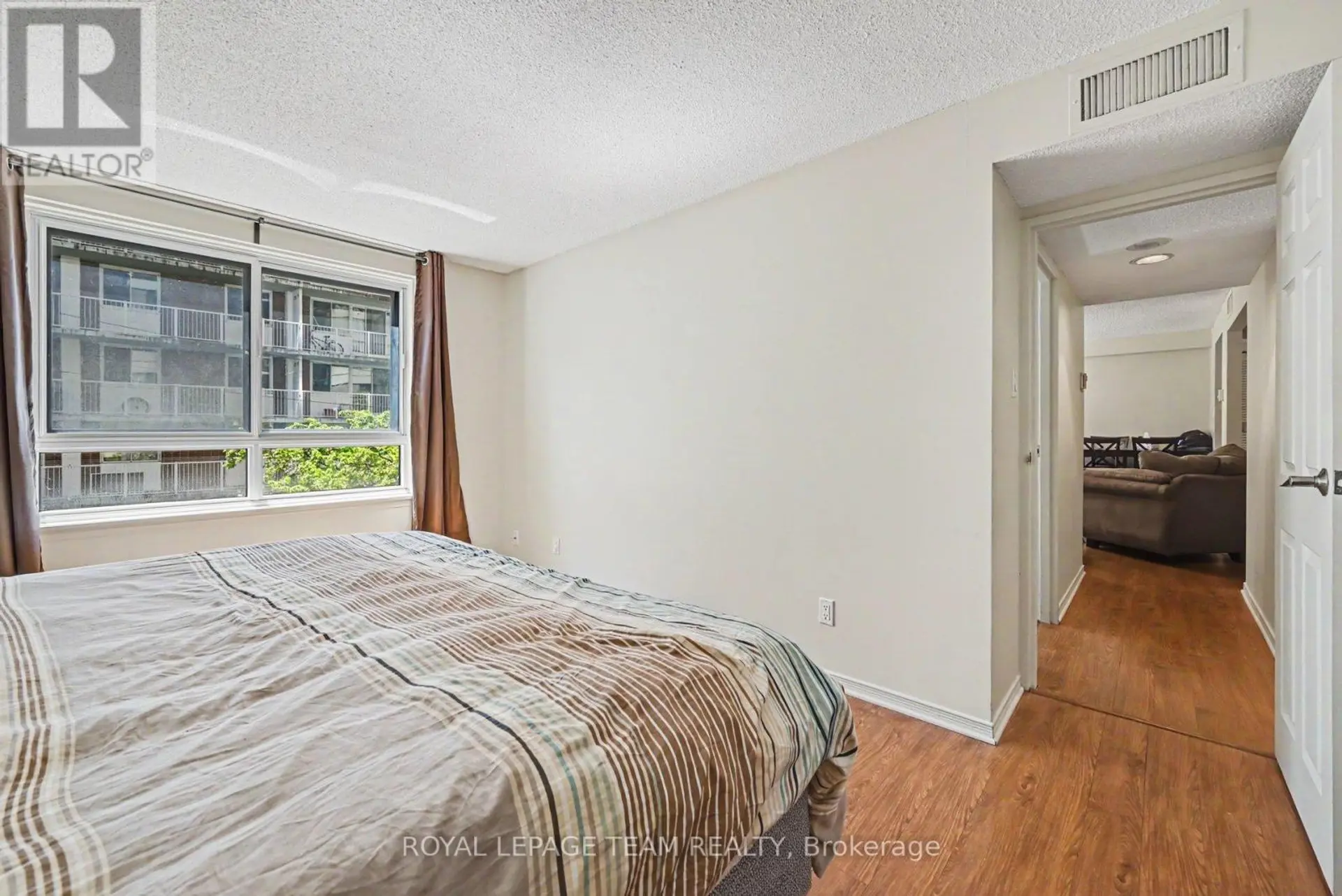 #404 199 KENT STREET - Image 13