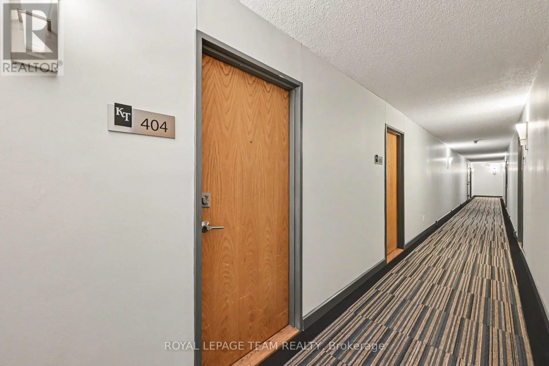 #404 199 KENT STREET - Image 4