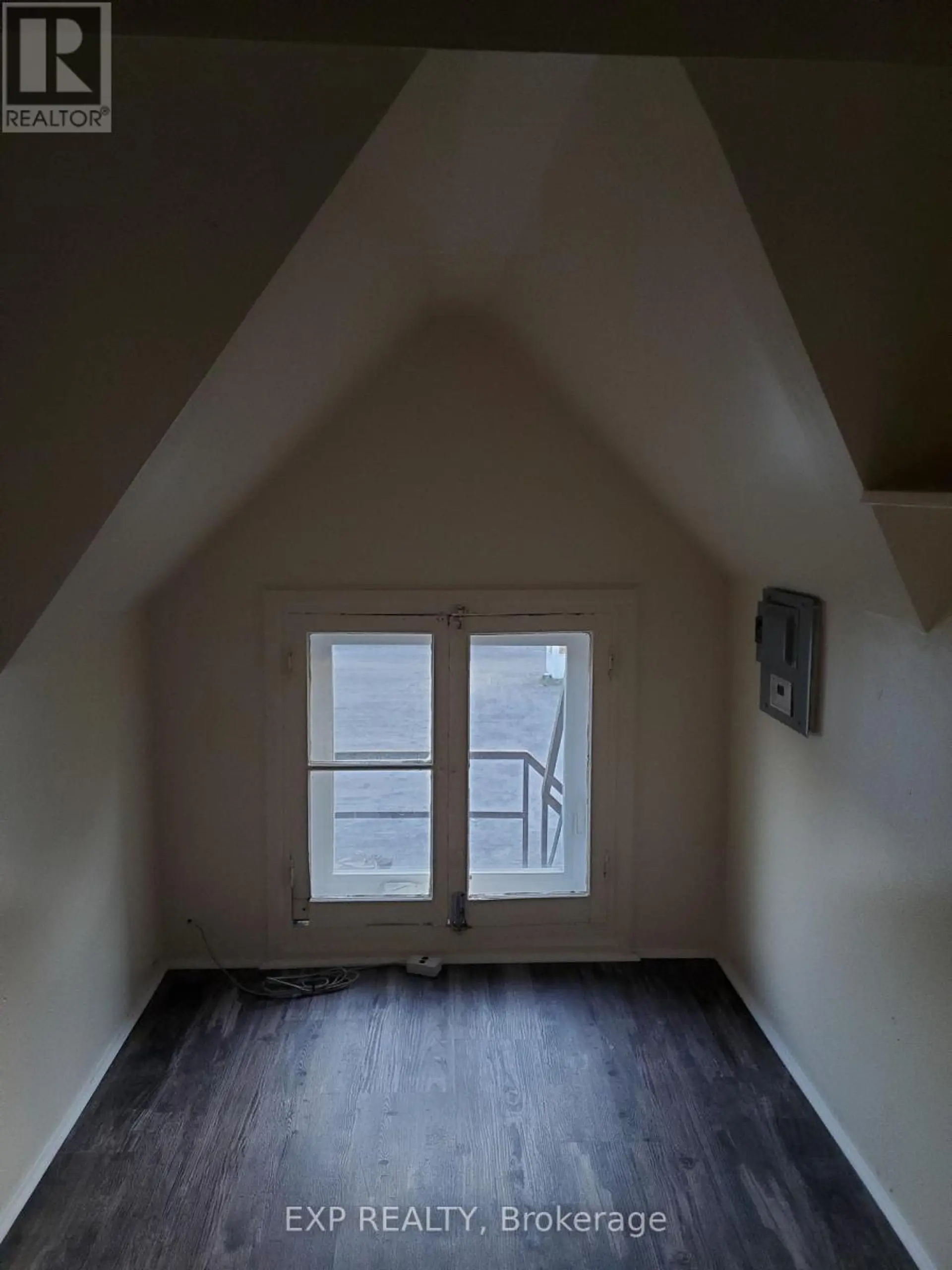 360 GILMOUR STREET - Image 16