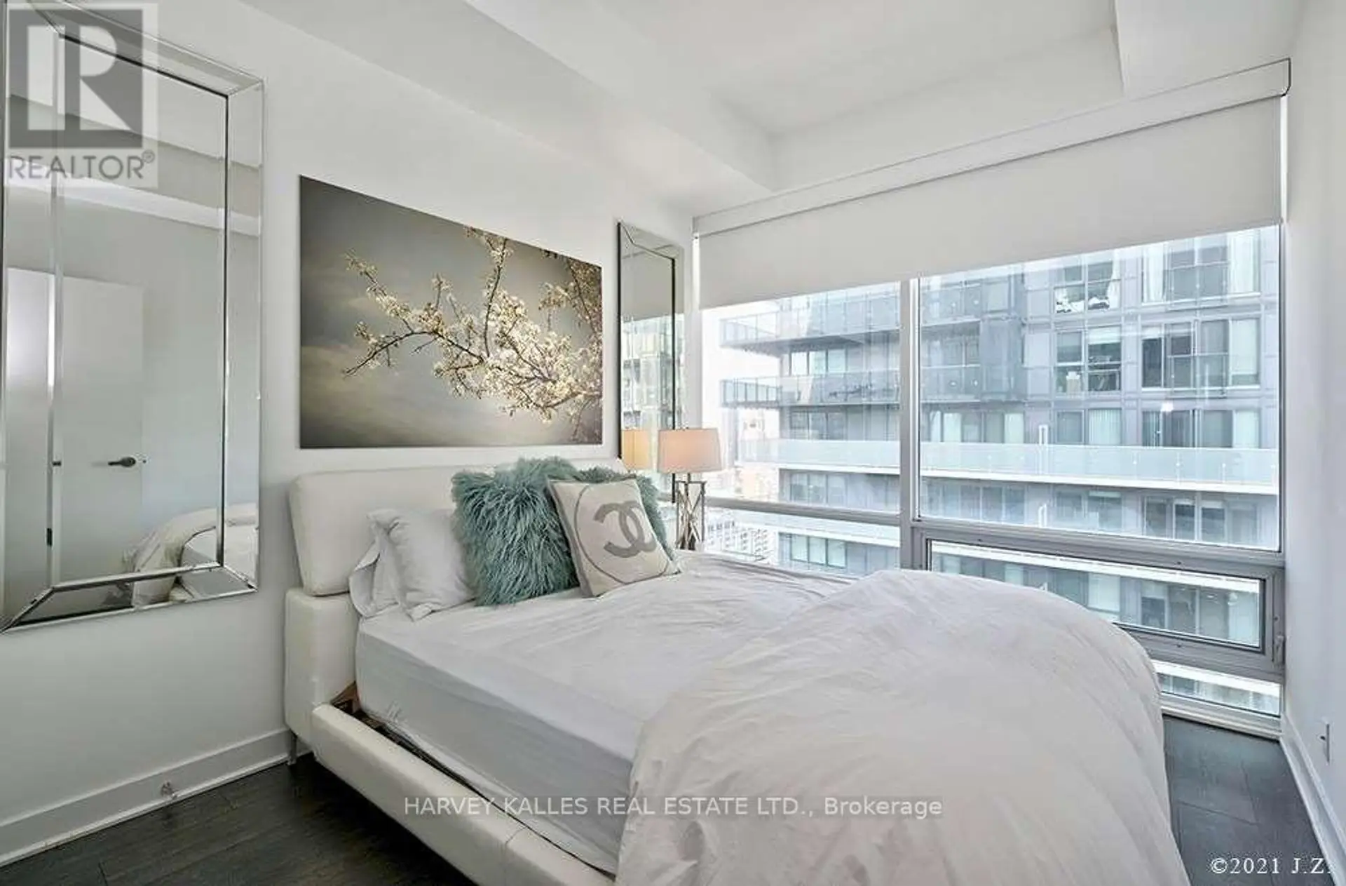 #3009 15 GRENVILLE STREET - Image 10