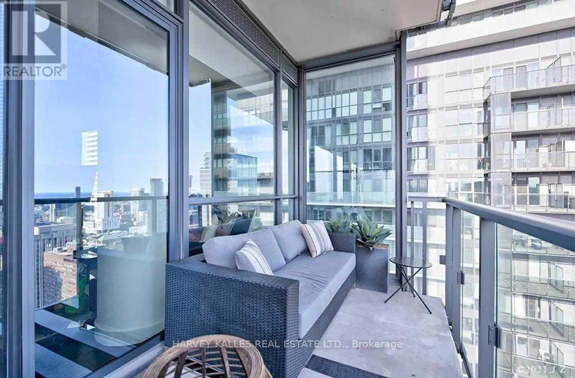 #3009 15 GRENVILLE STREET - Image 17