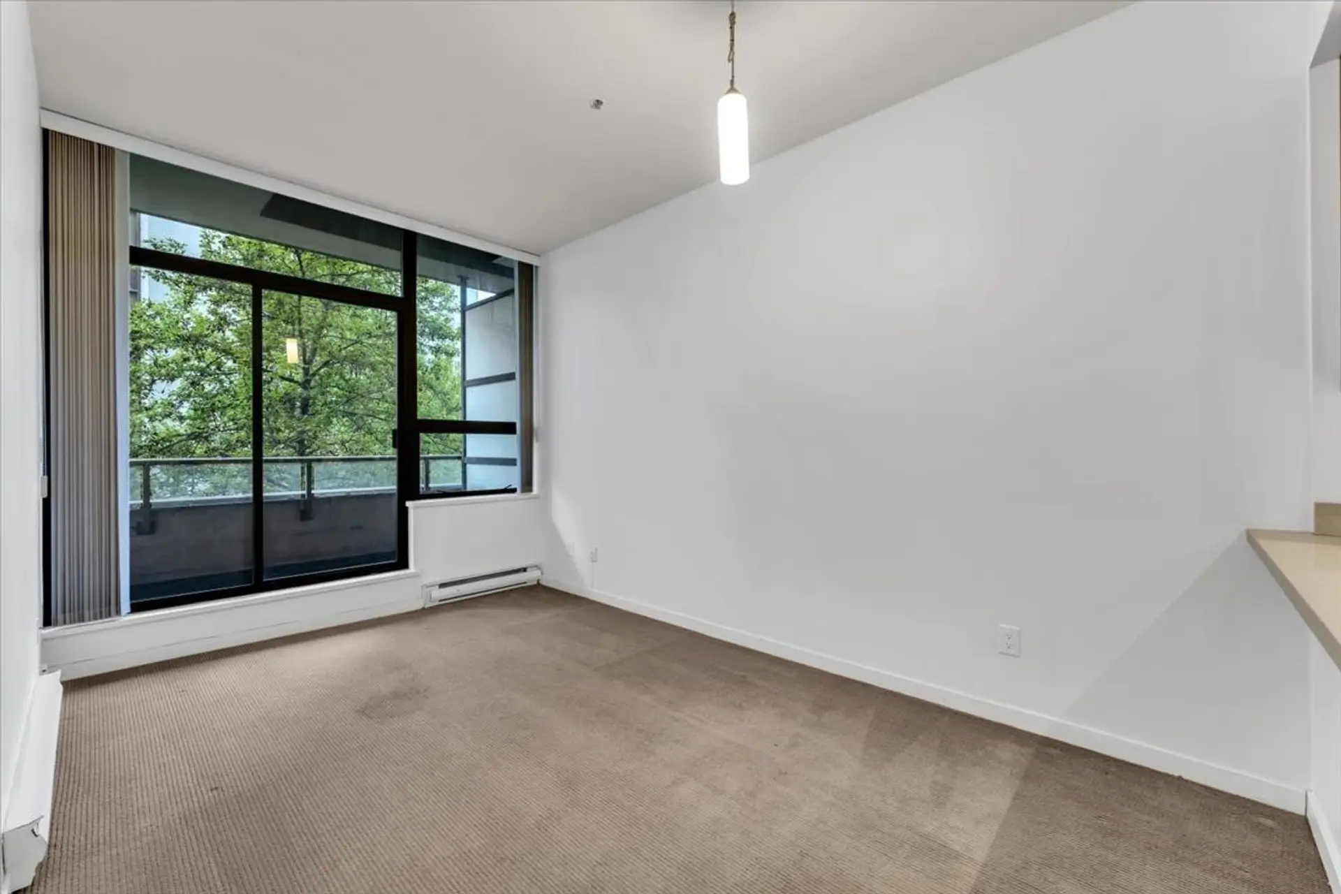 #313 1010 Howe Street - Image 12