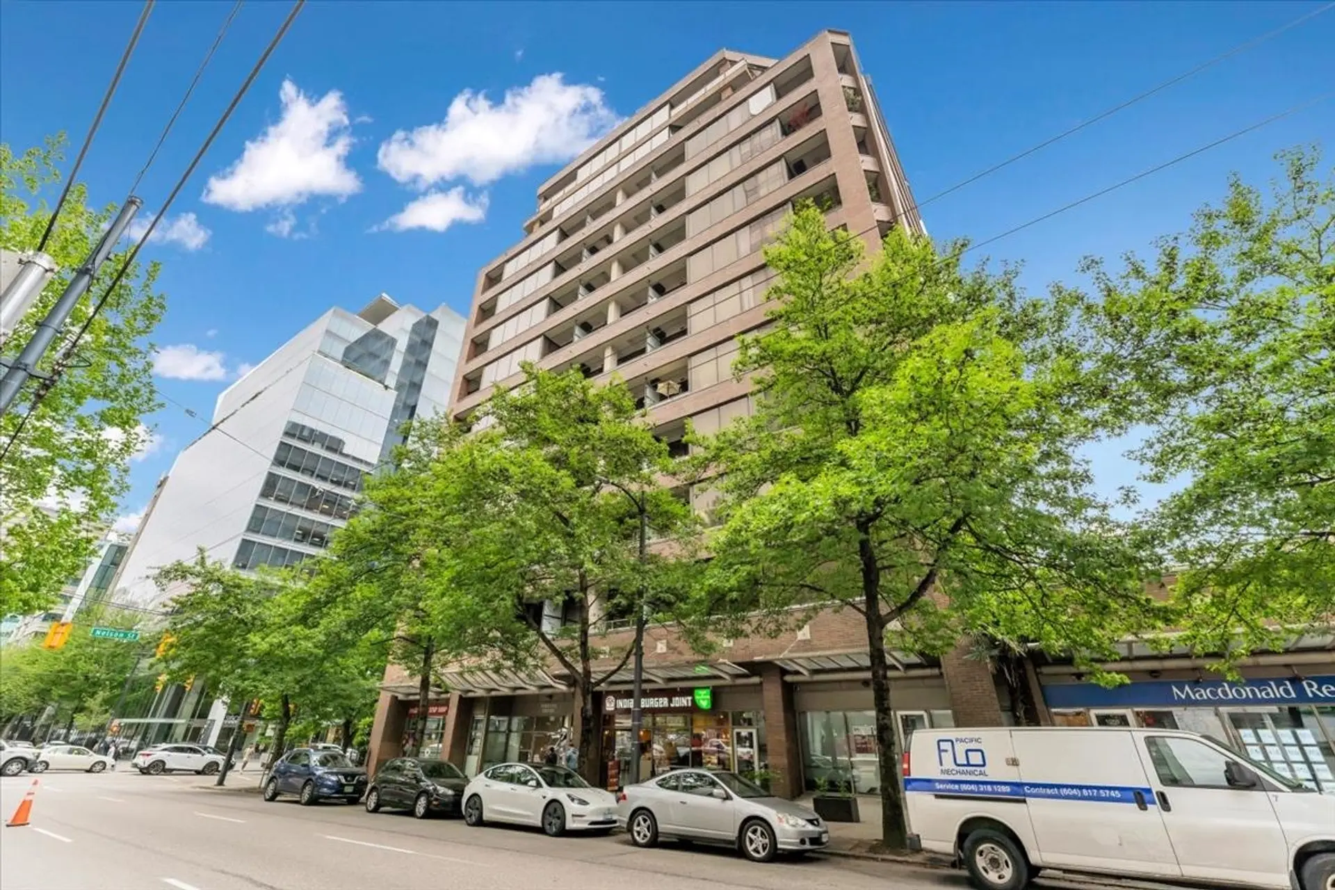 #313 1010 Howe Street - Image 19