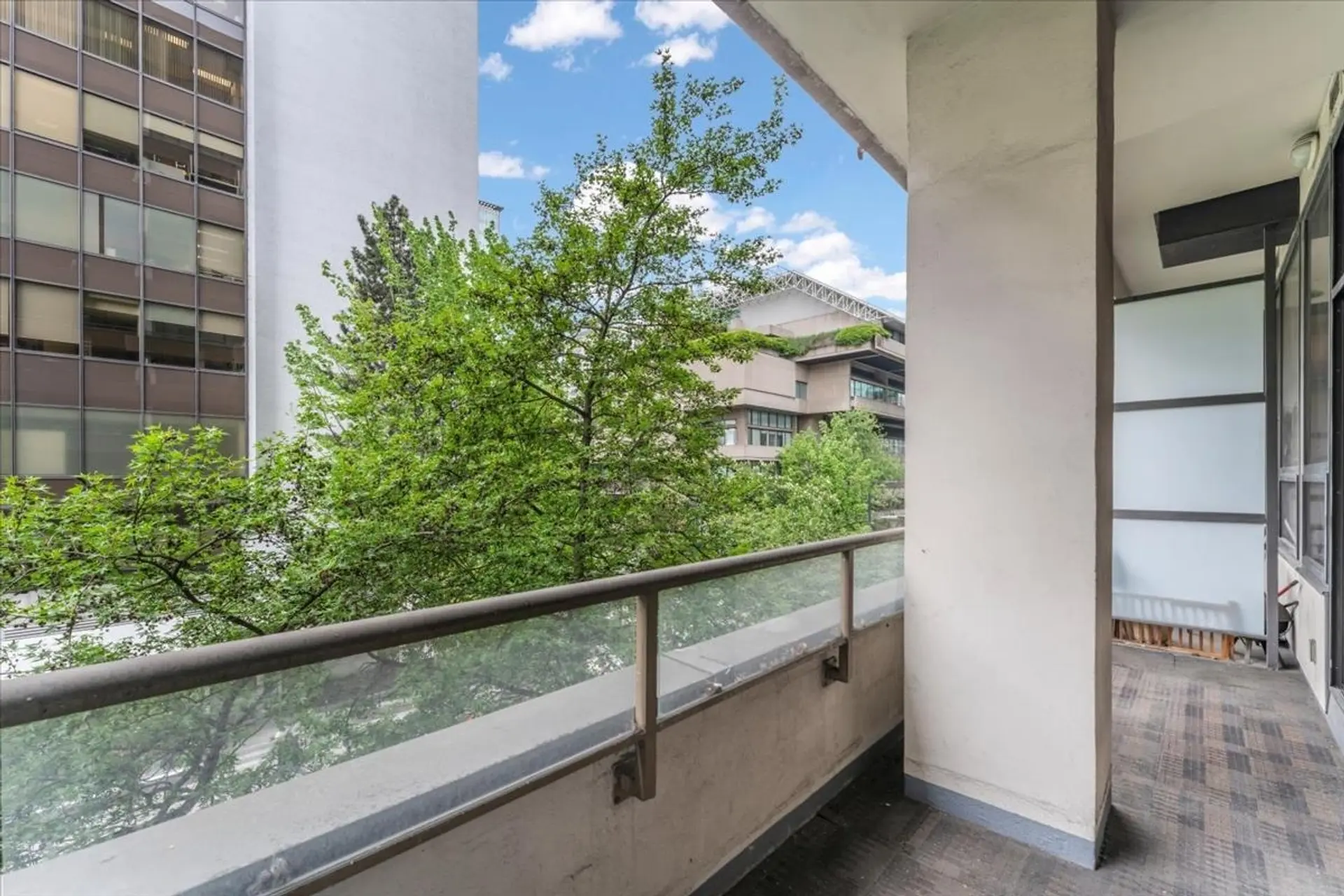 #313 1010 Howe Street - Image 8