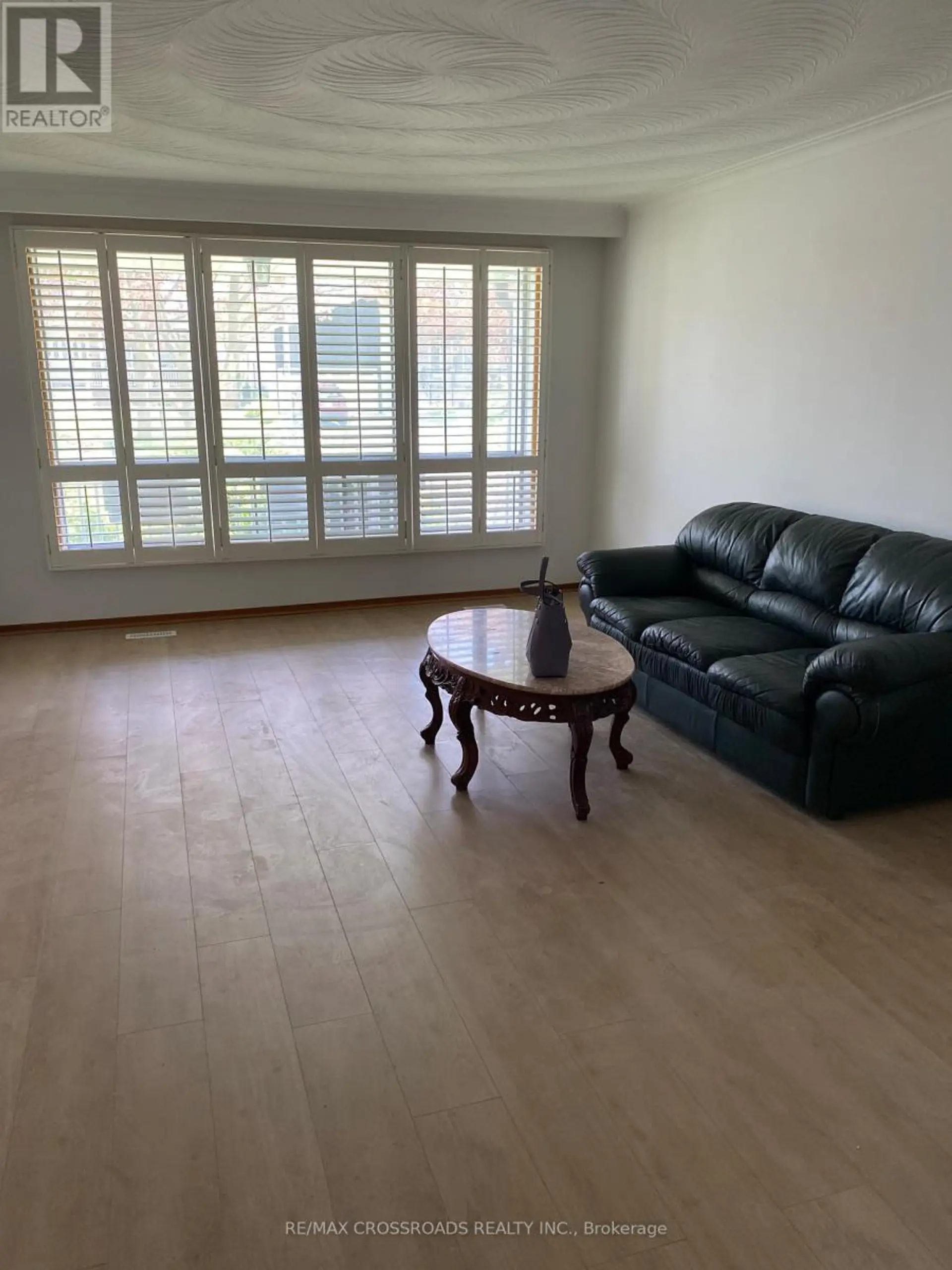 91 BICKERTON CRESCENT - Image 3