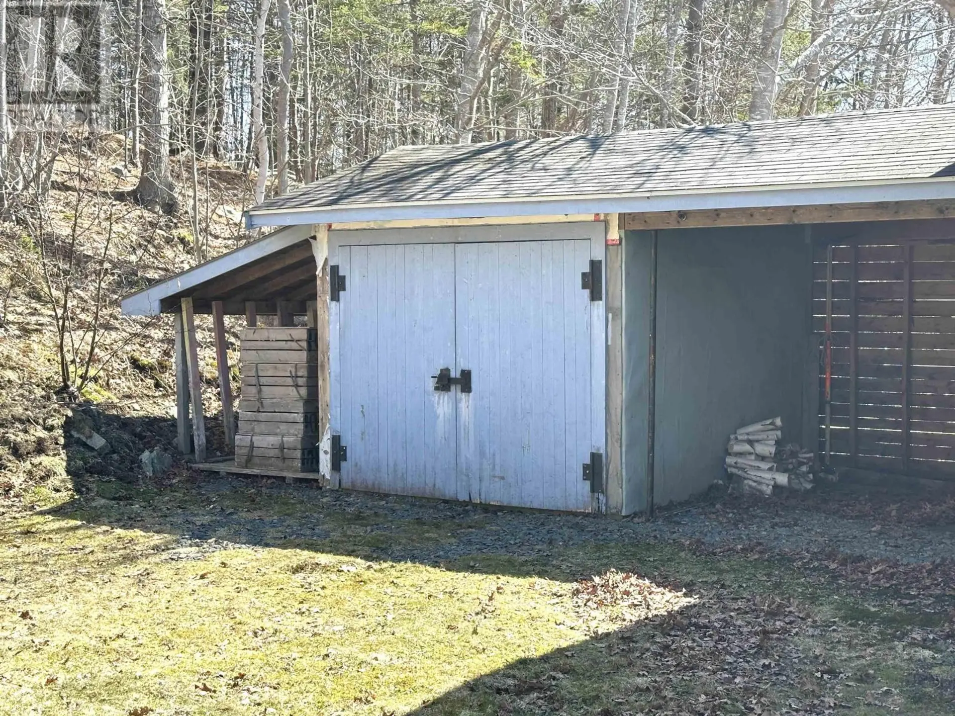 61 HILLSIDE Road - Image 17