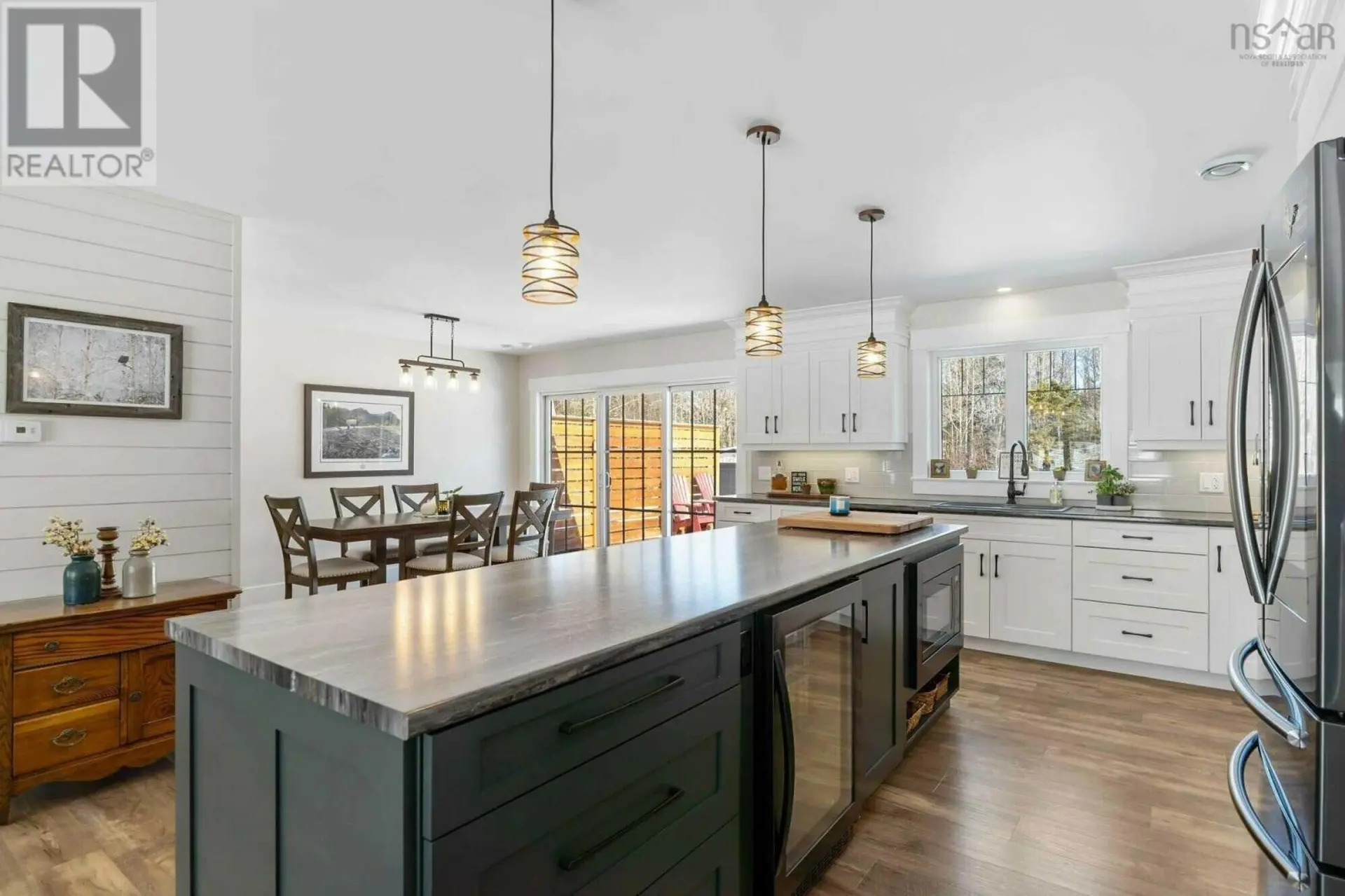 472 Alexander MacKenzie Road - Image 6