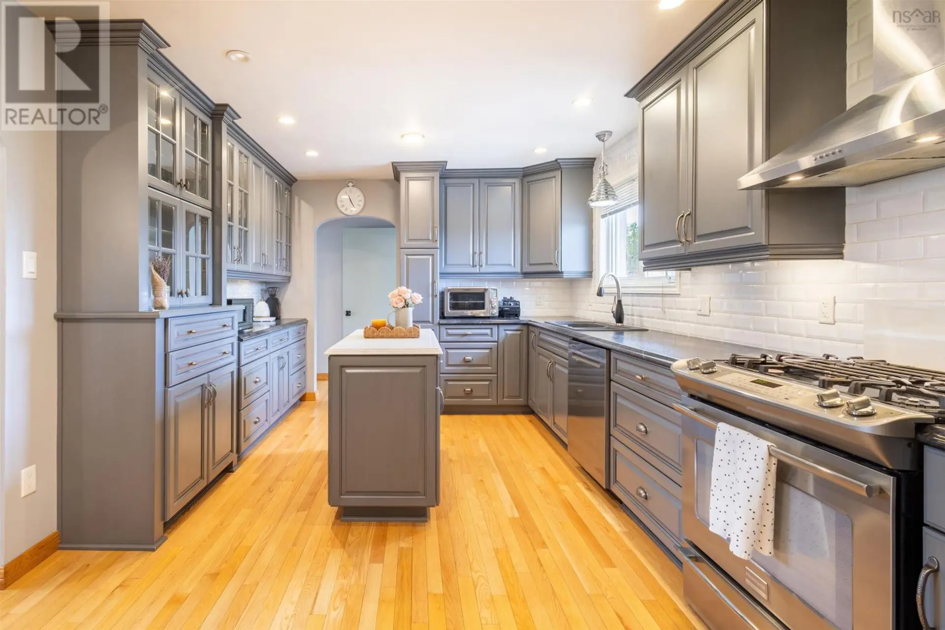1242 George Street - Image 4