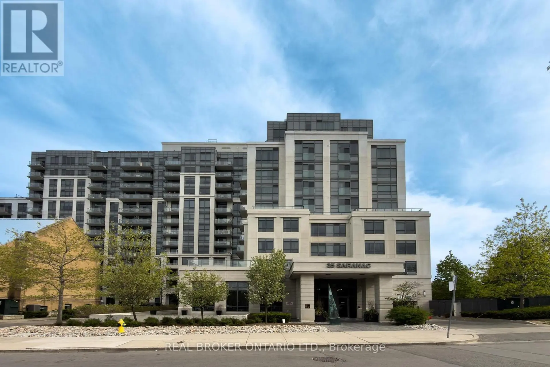 #510 35 SARANAC BOULEVARD - Image 19