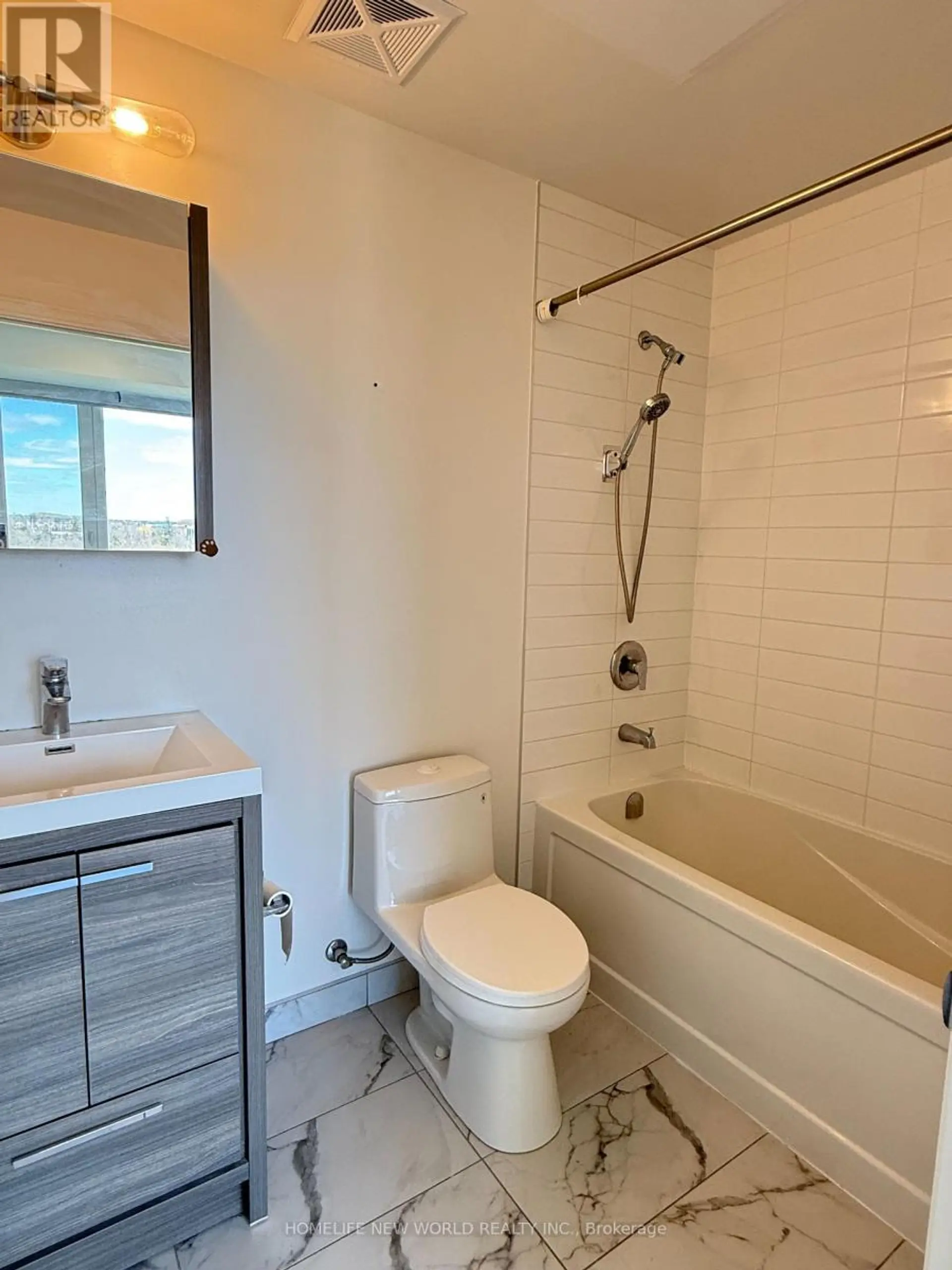 #601 18 ROUGE VALLEY DRIVE W - Image 8