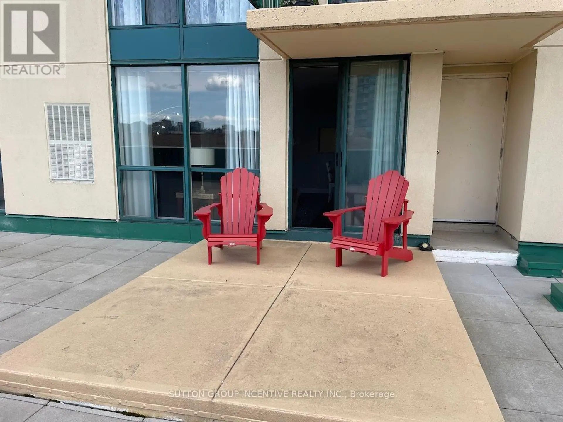 #111 65 ELLEN STREET - Image 8