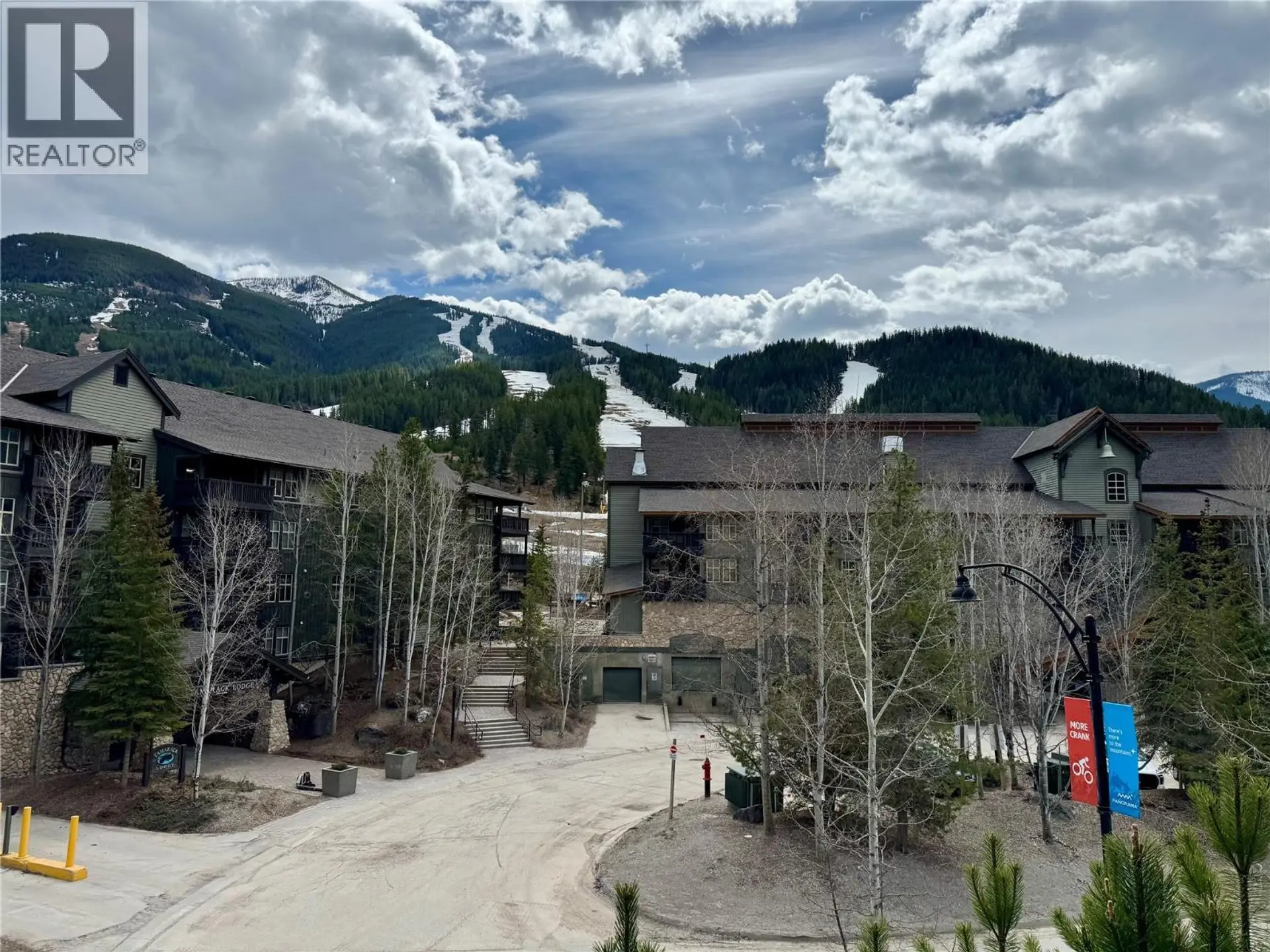 #225C 2049 Summit Drive - Image 2