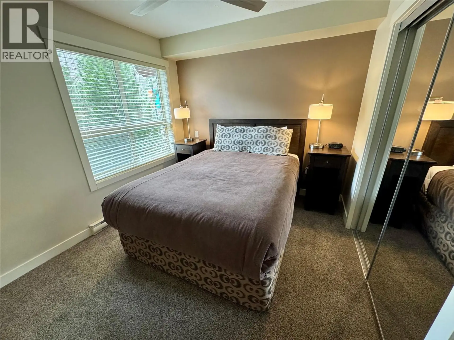 #225C 2049 Summit Drive - Image 12