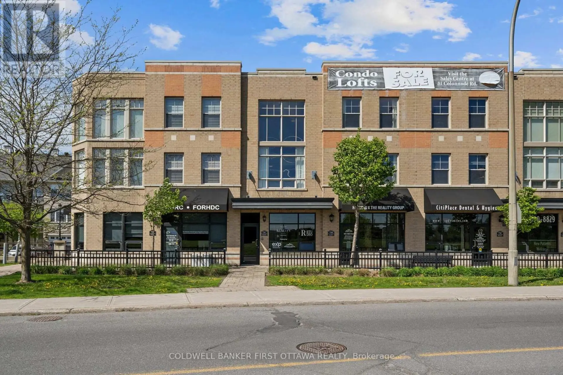 75C COLONNADE ROAD - Image 1