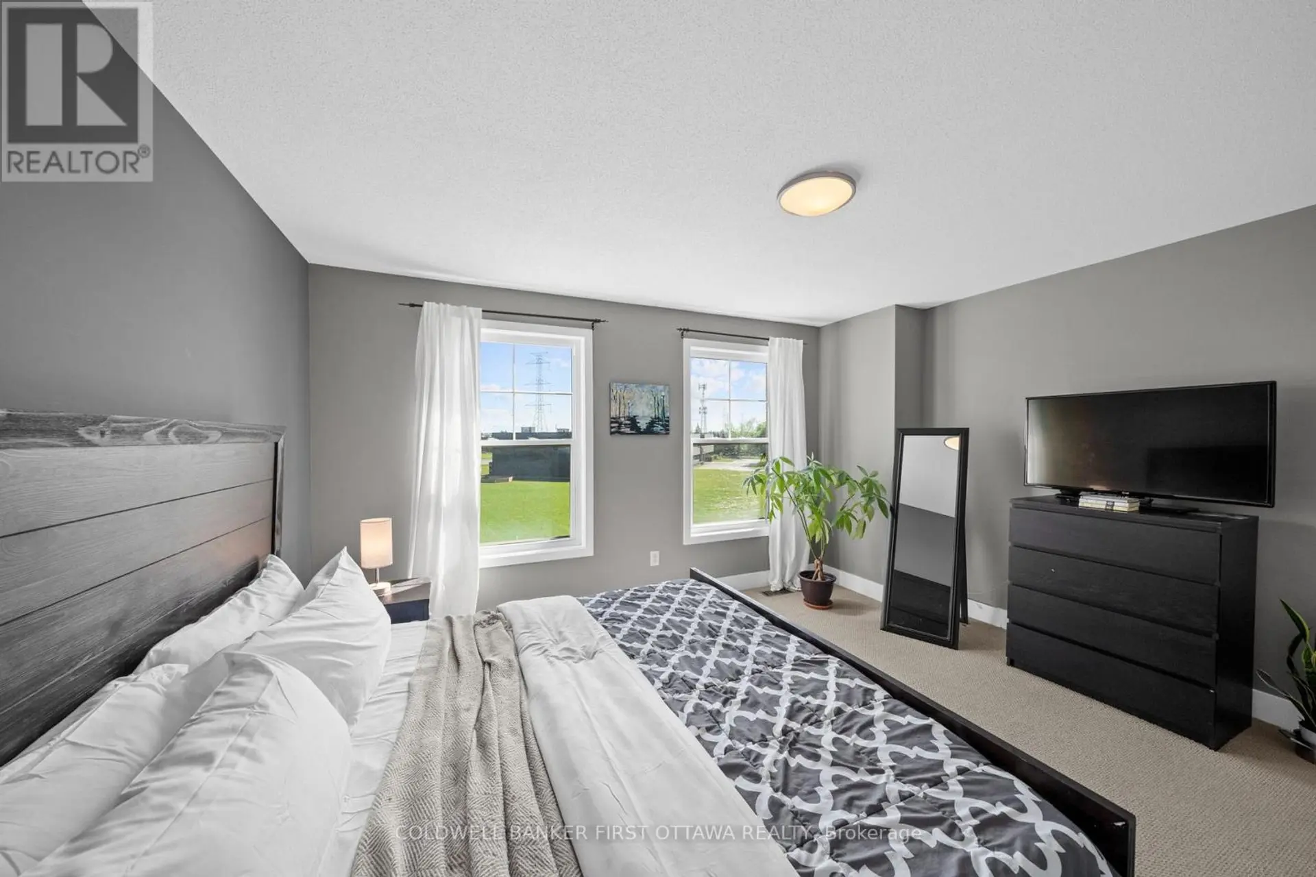 75C COLONNADE ROAD - Image 15