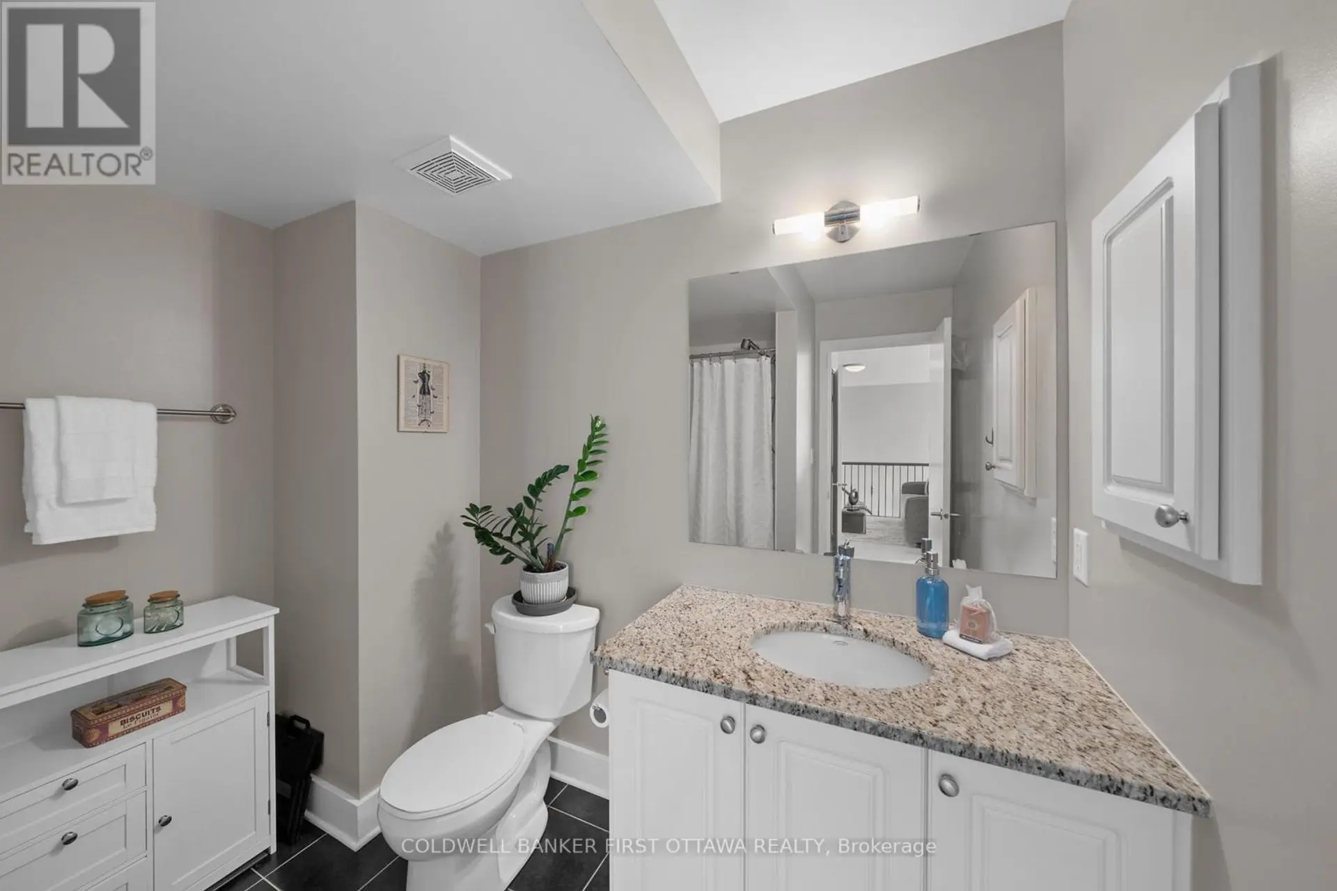75C COLONNADE ROAD - Image 20