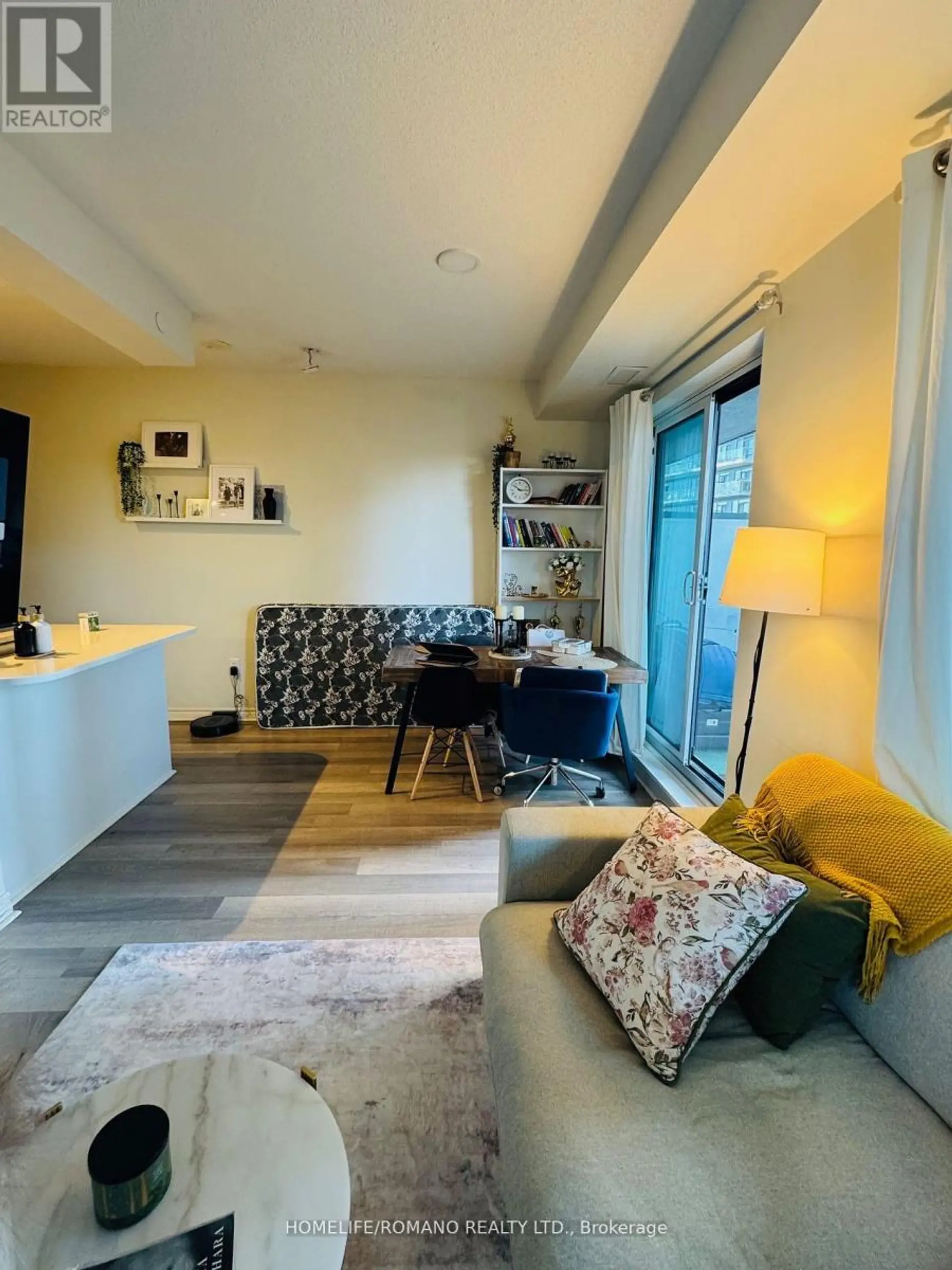 #605 39 ANNIE CRAIG DRIVE - Image 2