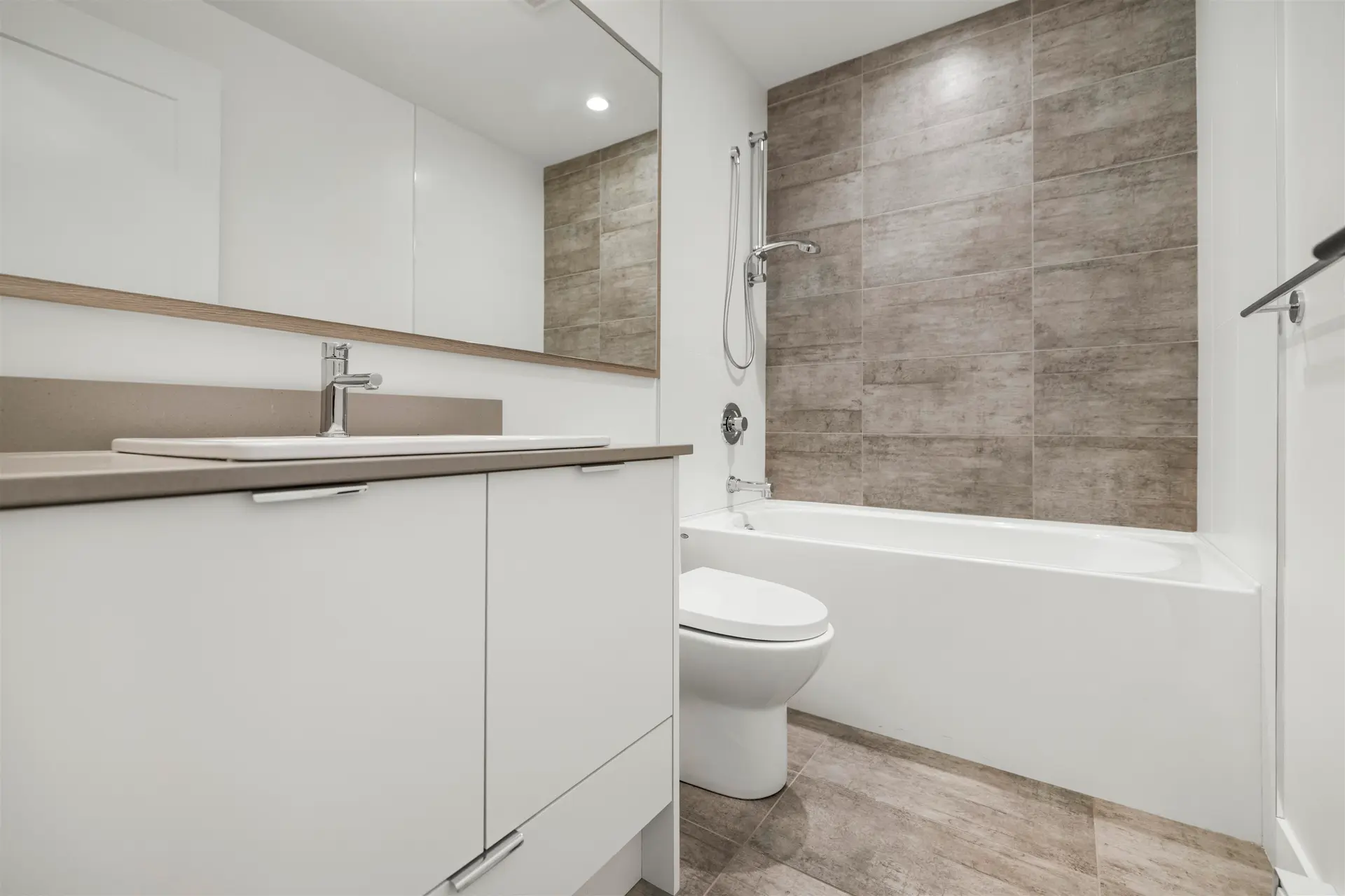 #416-417 2493 Montrose Avenue - Image 15
