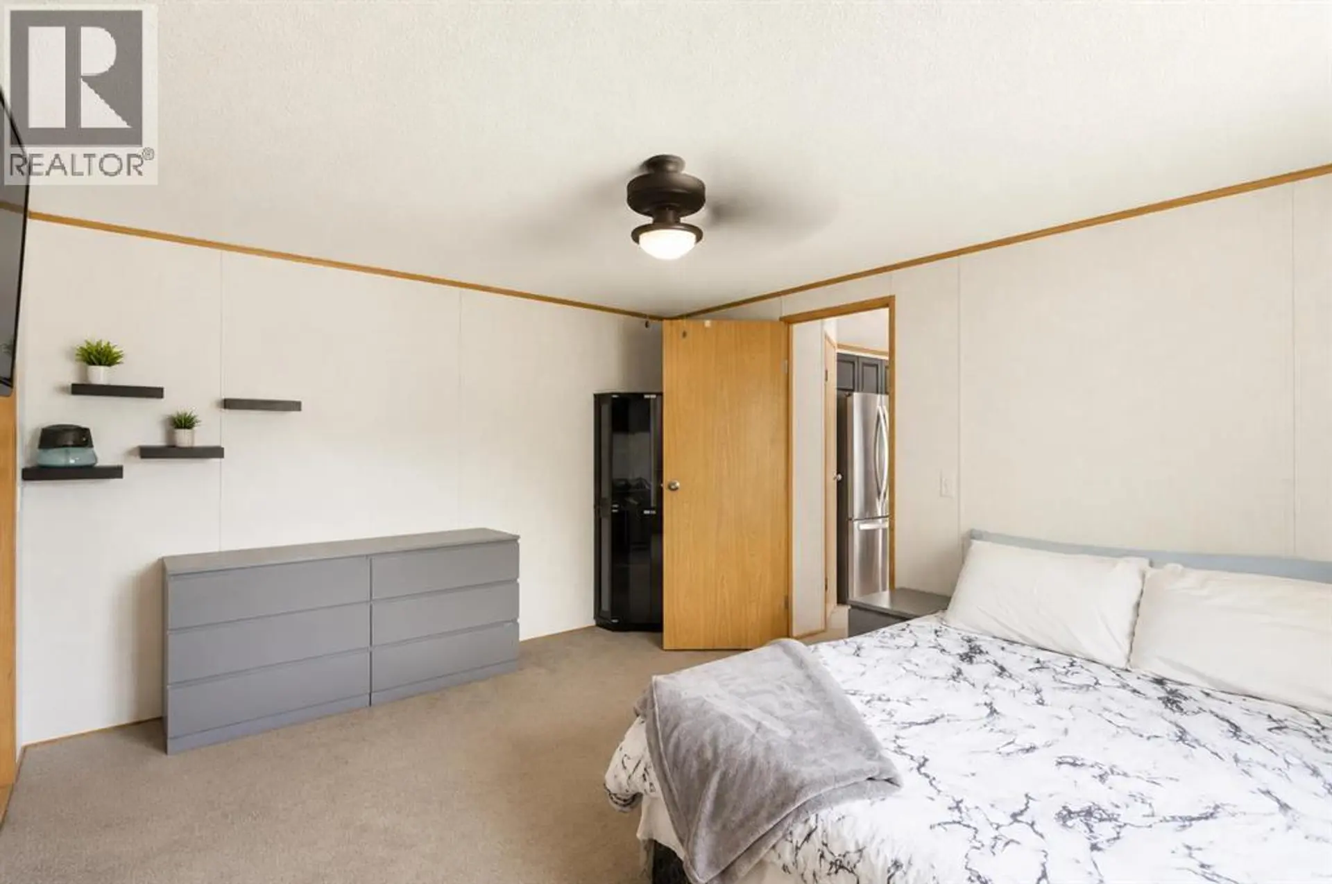 10109 95 Street - Image 10