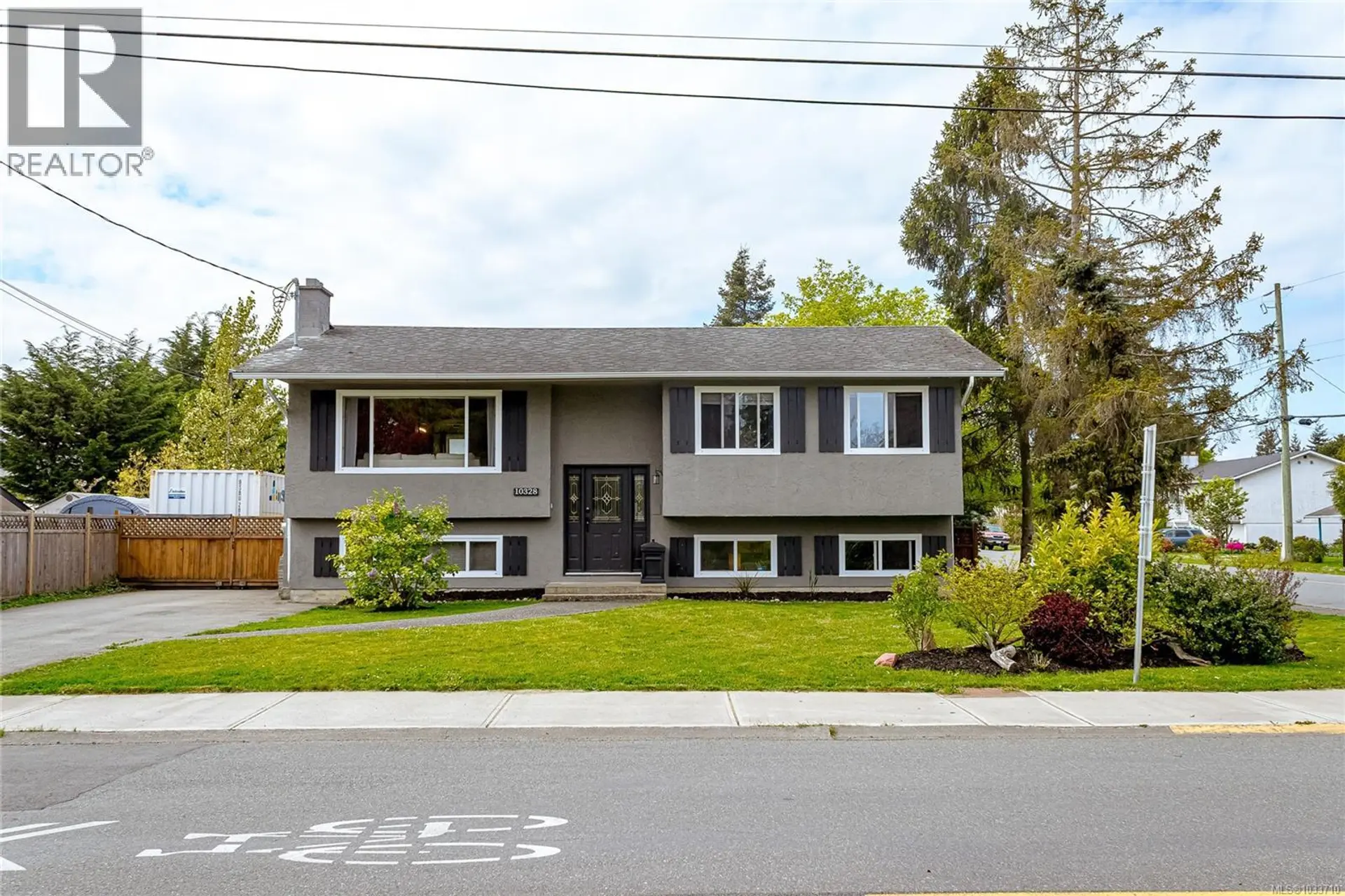 Property at 10328 Bowerbank Rd, Sidney, BC