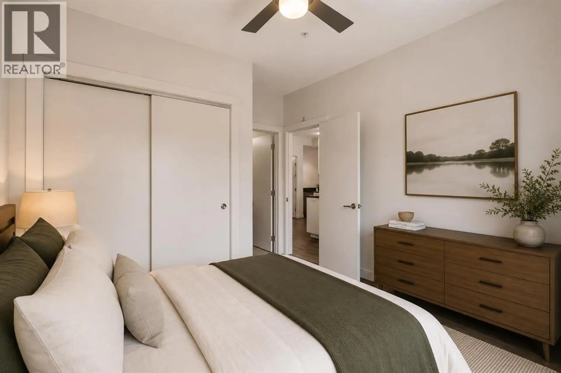 #208 811 5 Street NE - Image 11