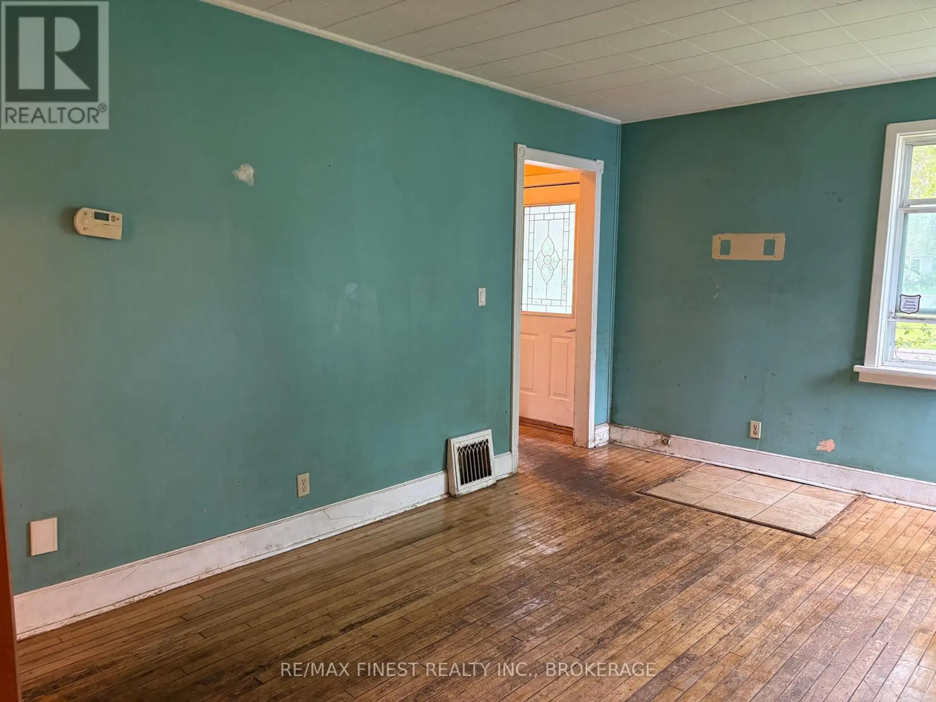 7 ALAMEIN DRIVE - Image 7