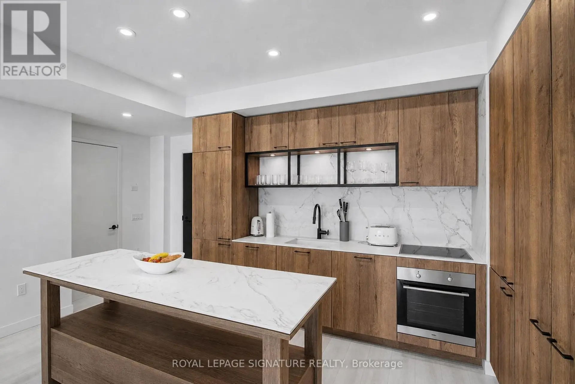 #725 505 RICHMOND STREET W - Image 6