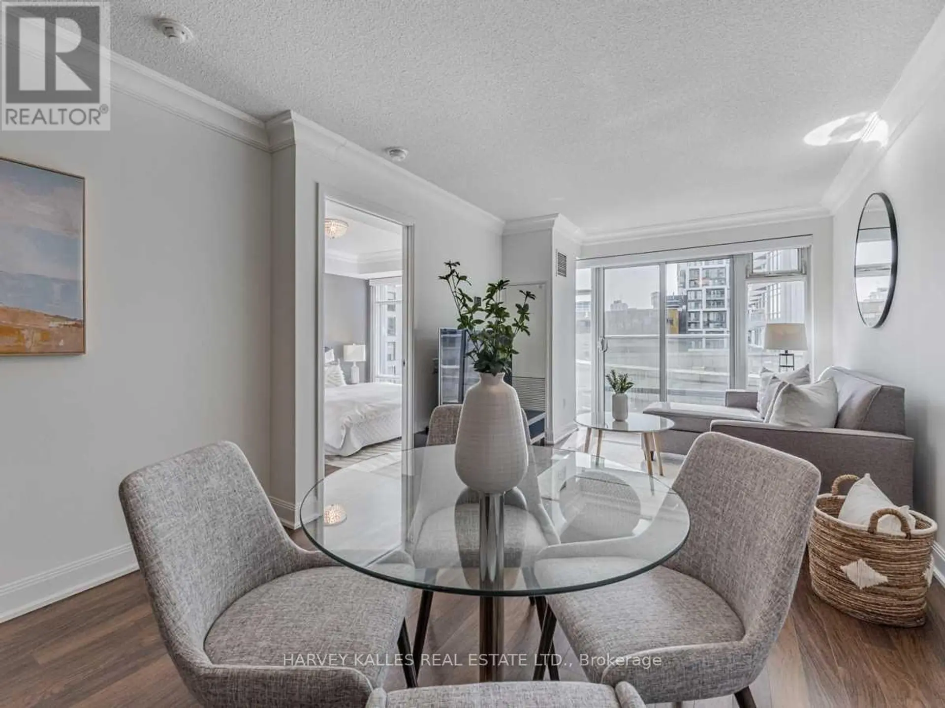#504 2191 YONGE STREET - Image 3