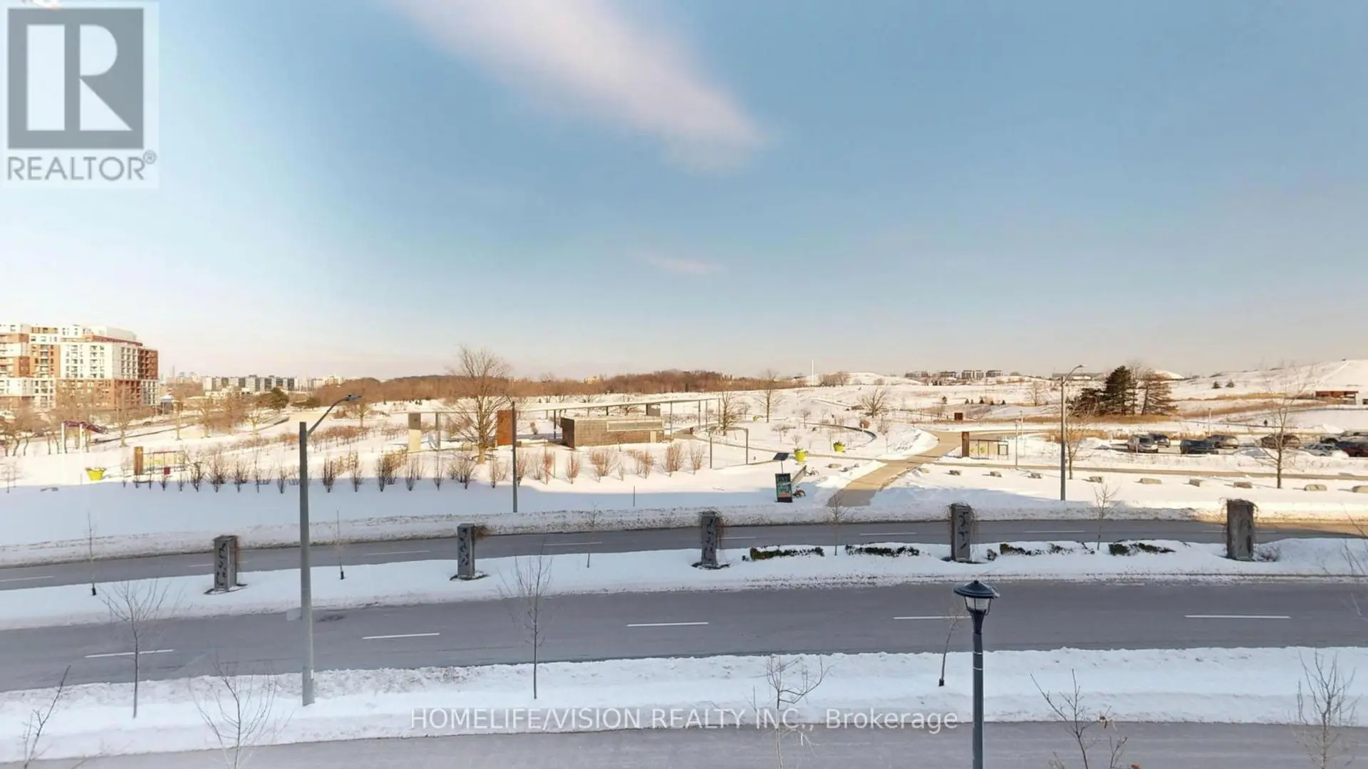 #219 60 GEORGE BUTCHART DRIVE - Image 20