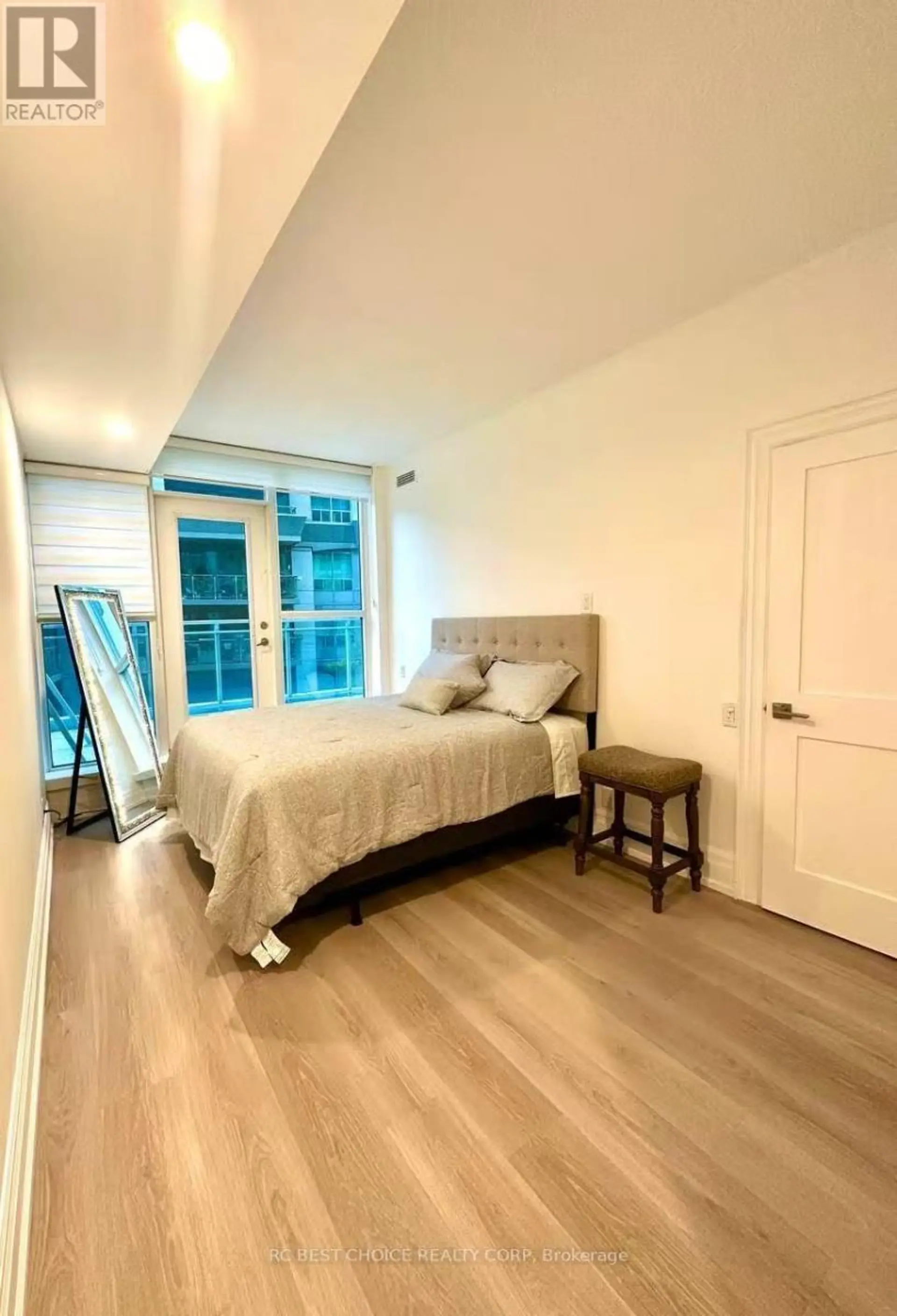 #203 2067 LAKE SHORE BOULEVARD W - Image 6